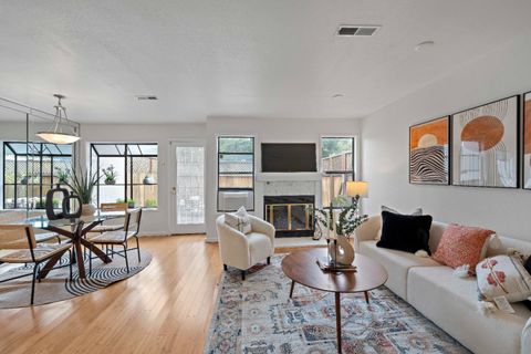 Photo of 121 Creekside Court, EL SOBRANTE, CA 94803 (MLS # ML82034675)