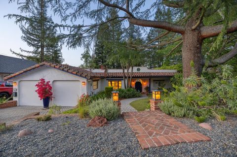 Photo of 237 Harding Avenue, LOS GATOS, CA 95030 (MLS # ML82044882)