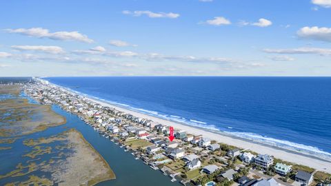 A home in Garden City Beach