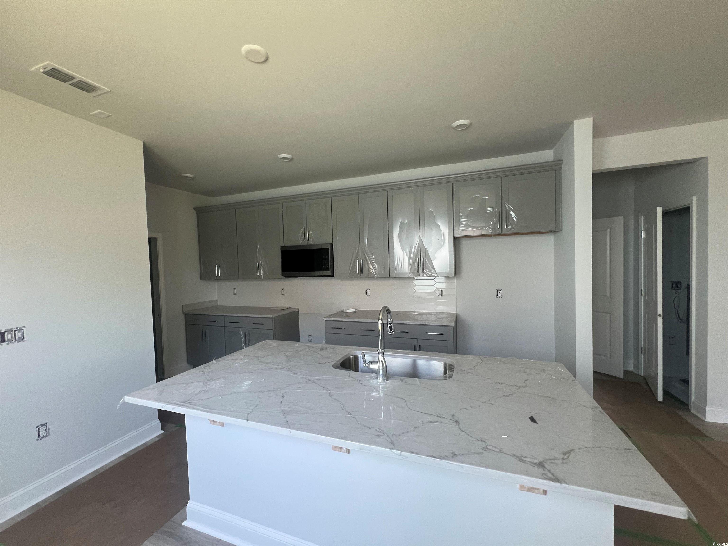 1225 Lady Bird Way