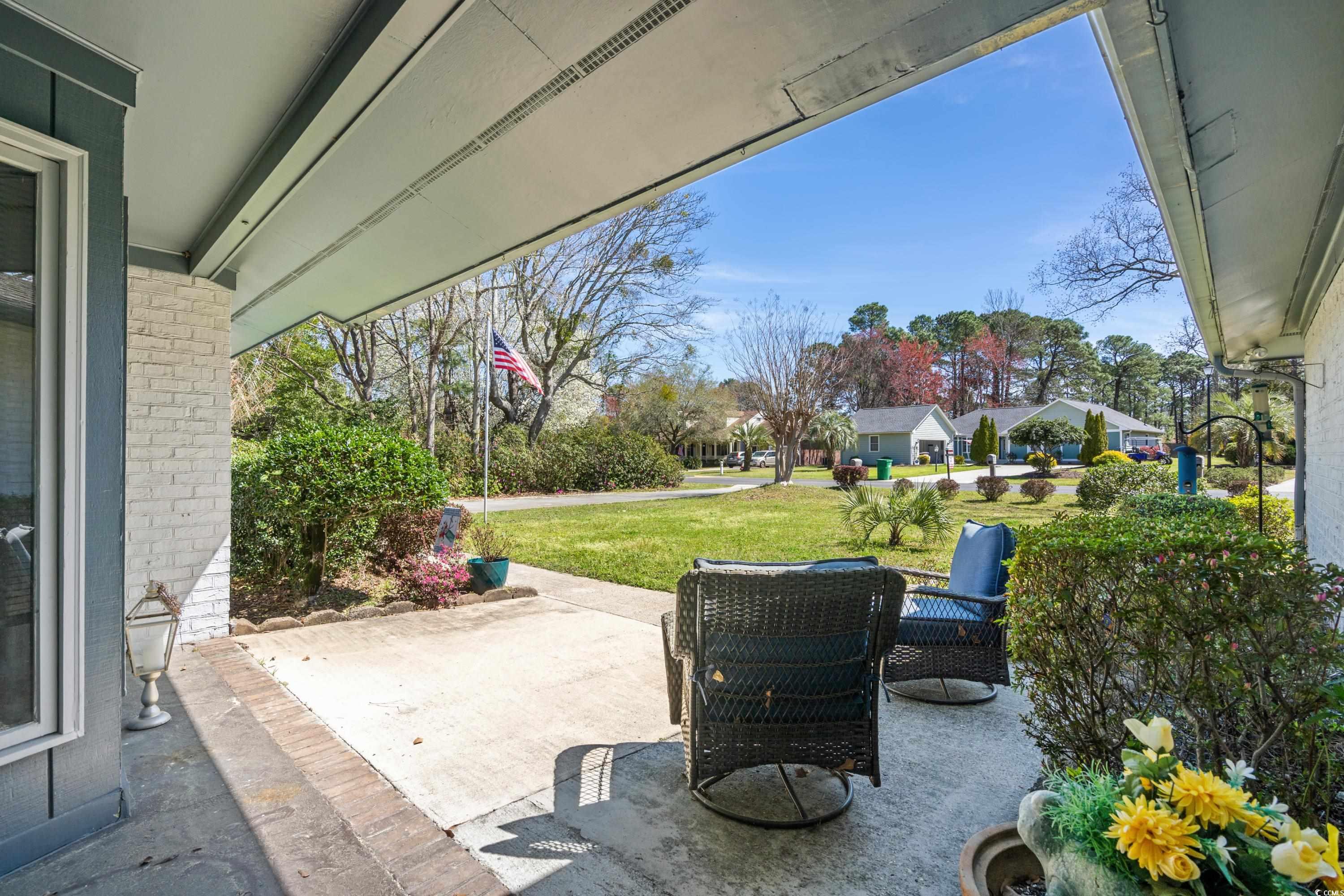 1546 Bay Tree Ln.