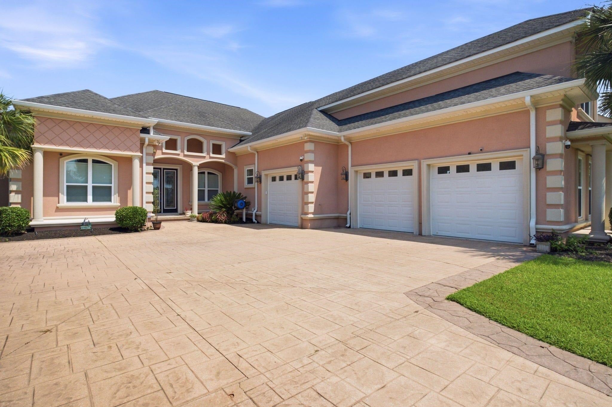 9474 Carrington Dr.
