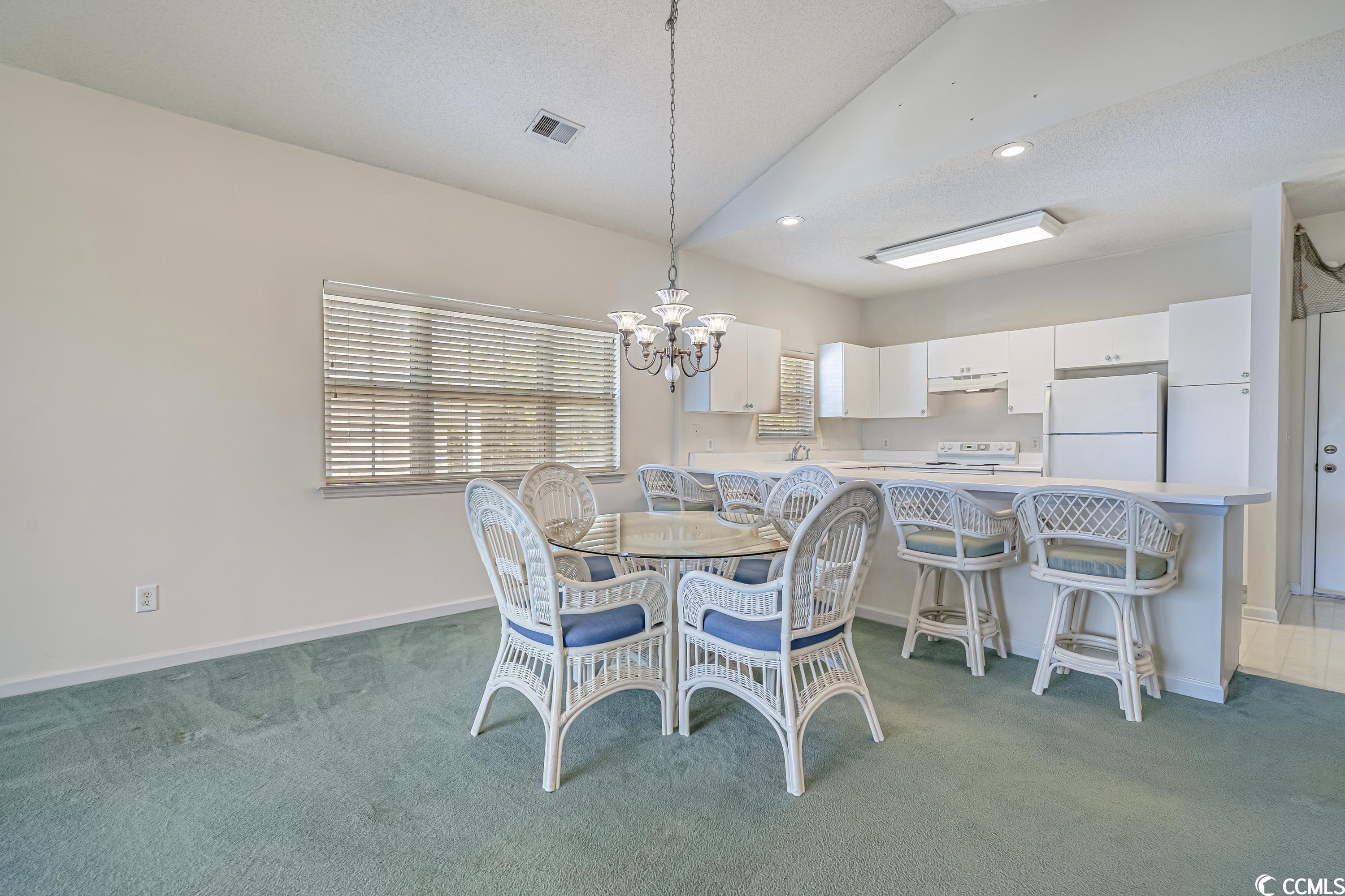 Photo 11 of 40 of 3915 Gladiola Ct. 304 condo