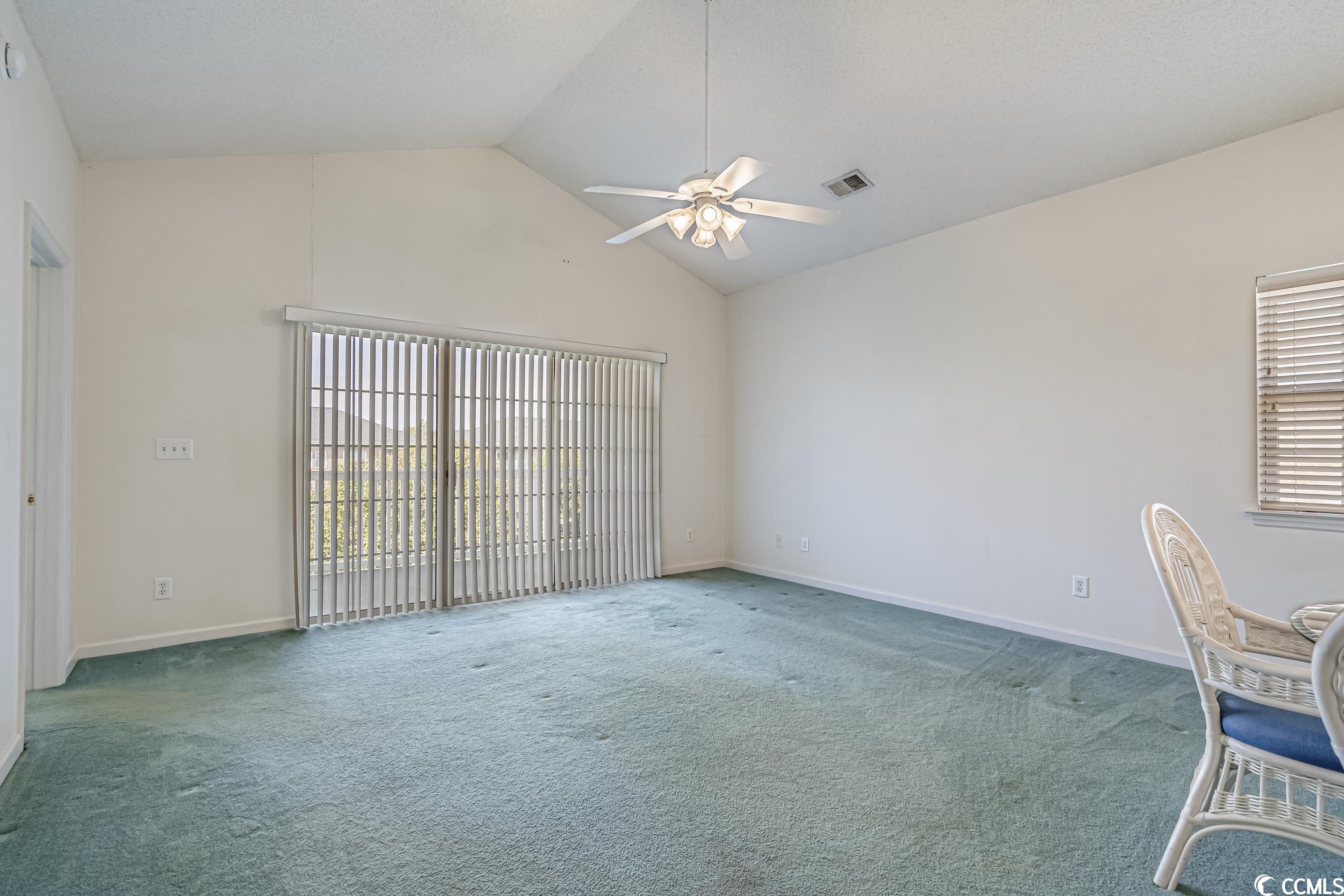 Photo 6 of 40 of 3915 Gladiola Ct. 304 condo