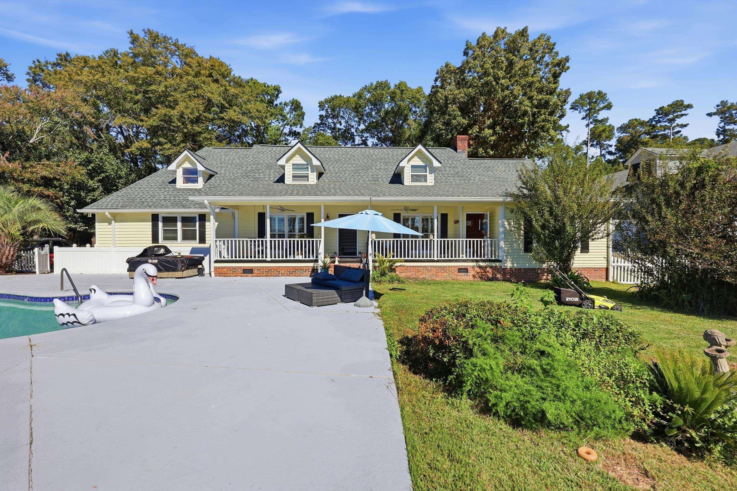 2628 Riverside Dr.