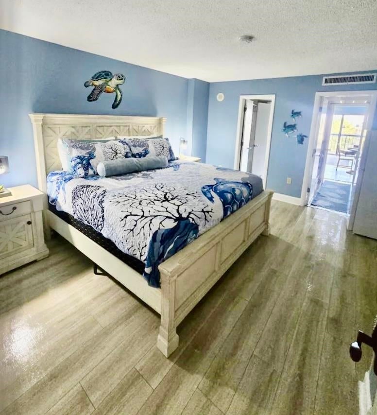 210 75th Ave N 4034