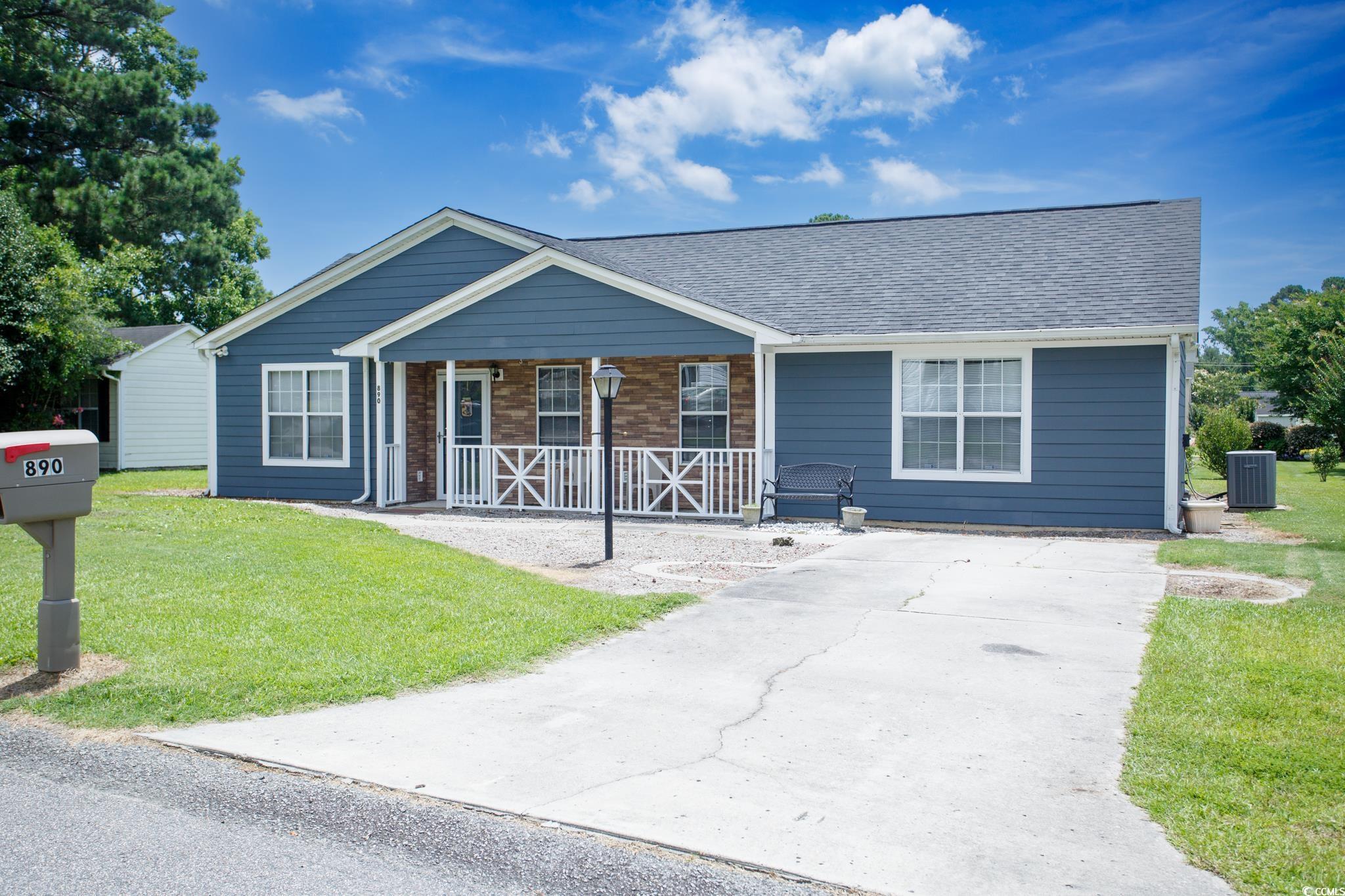 890 Holly Sands Blvd.