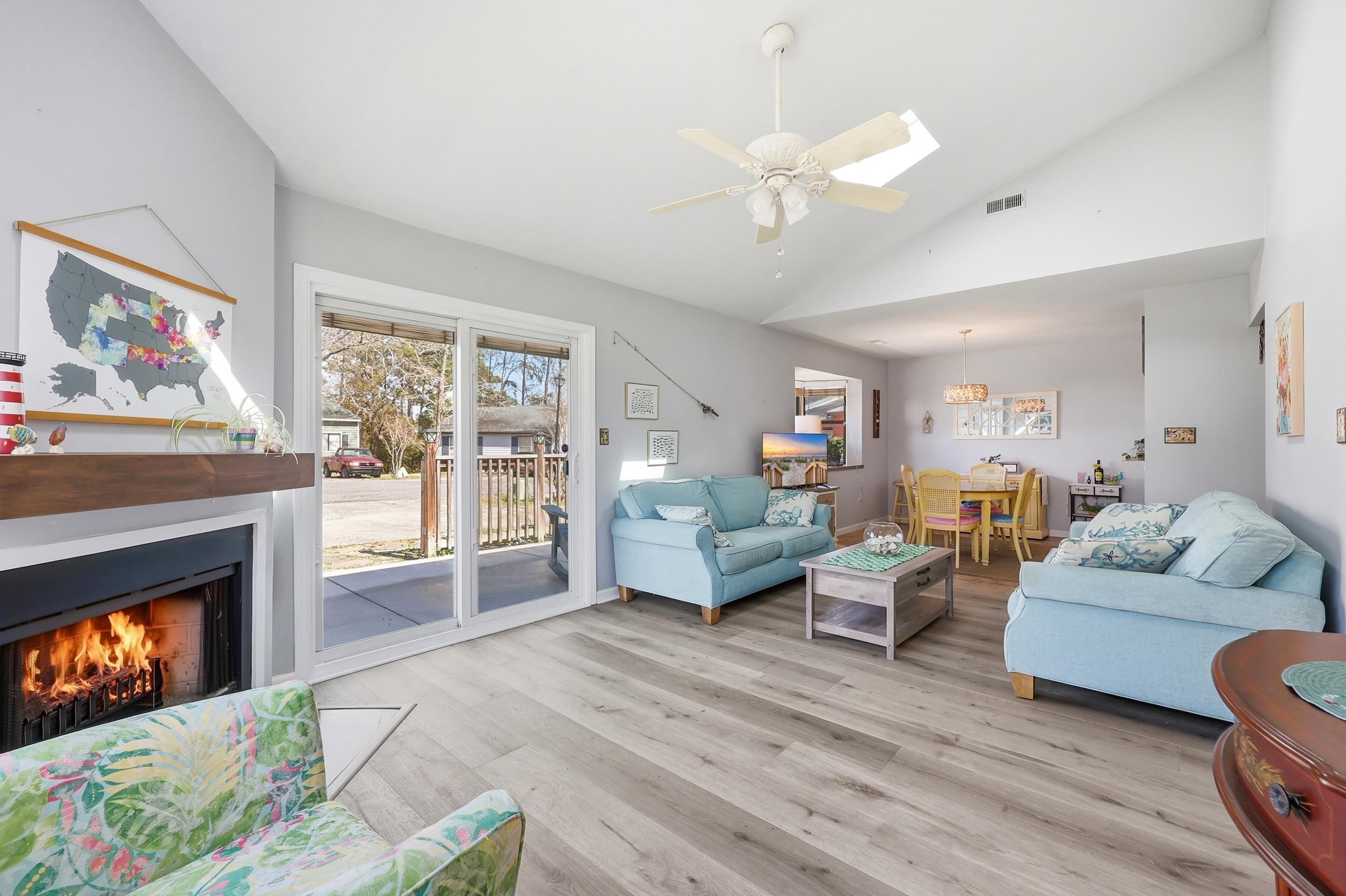 3902 Pinebrook Circle