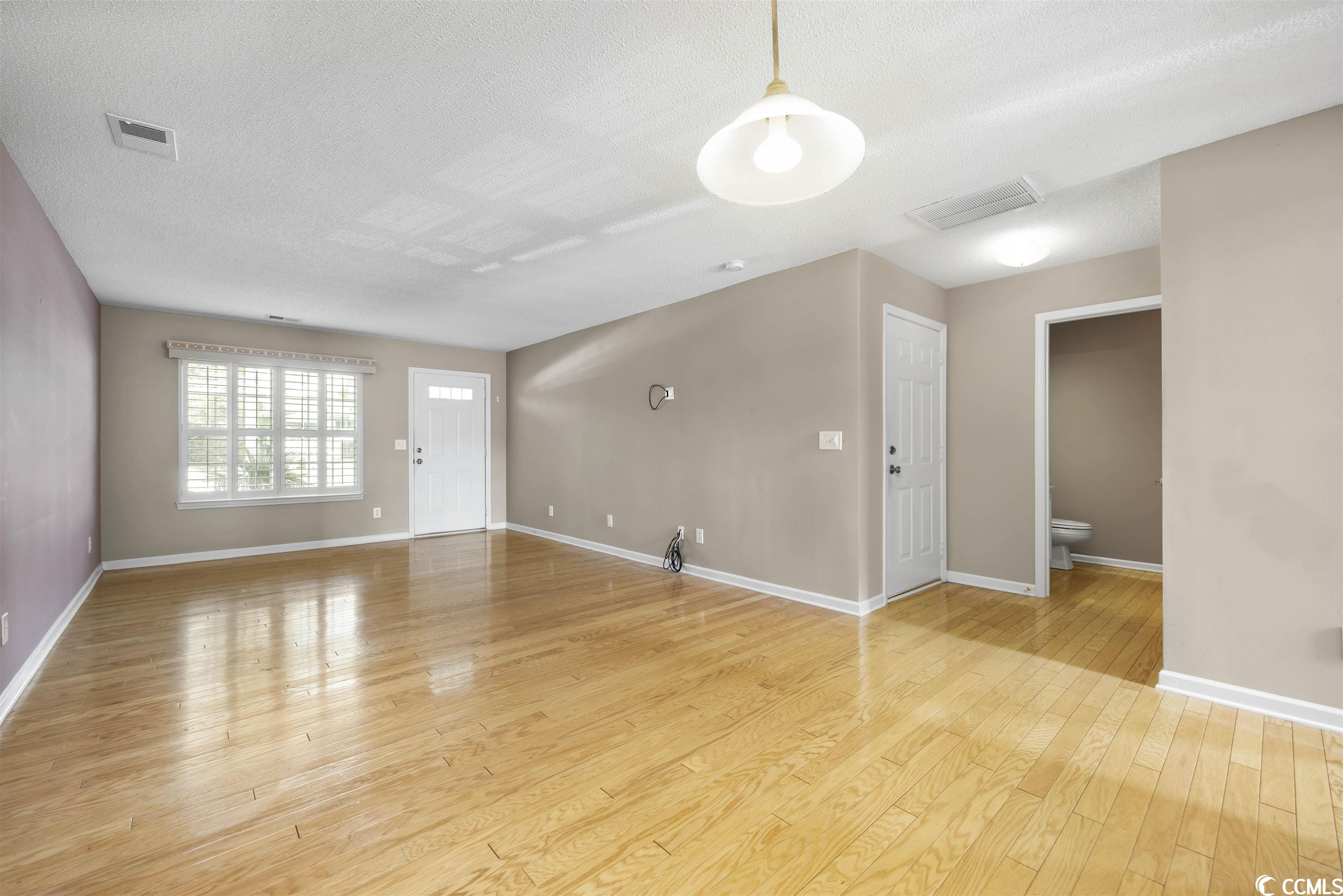 Photo 9 of 30 of 19 Palisade Loop 19 townhome