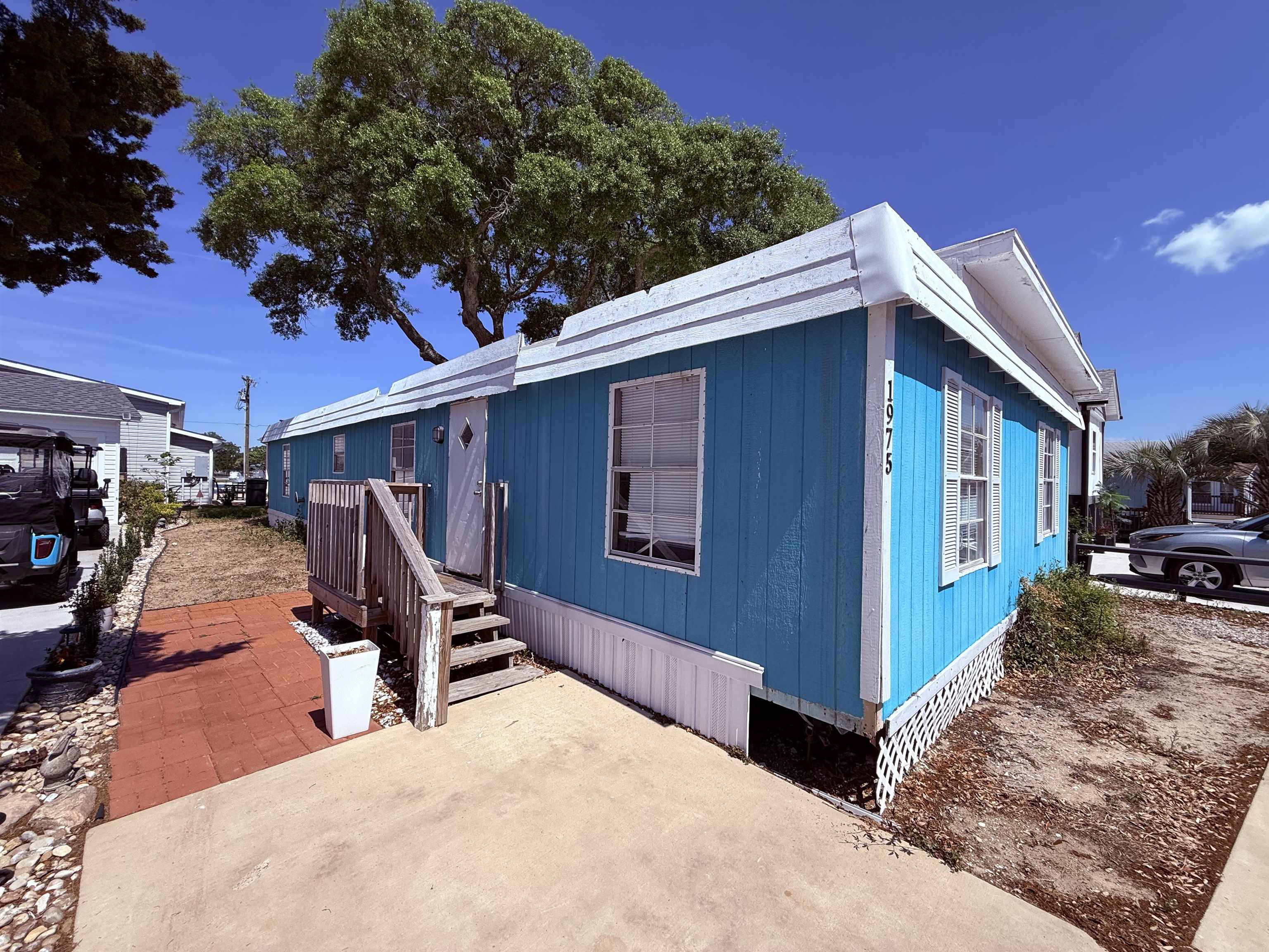 1975 Jacana Dr.