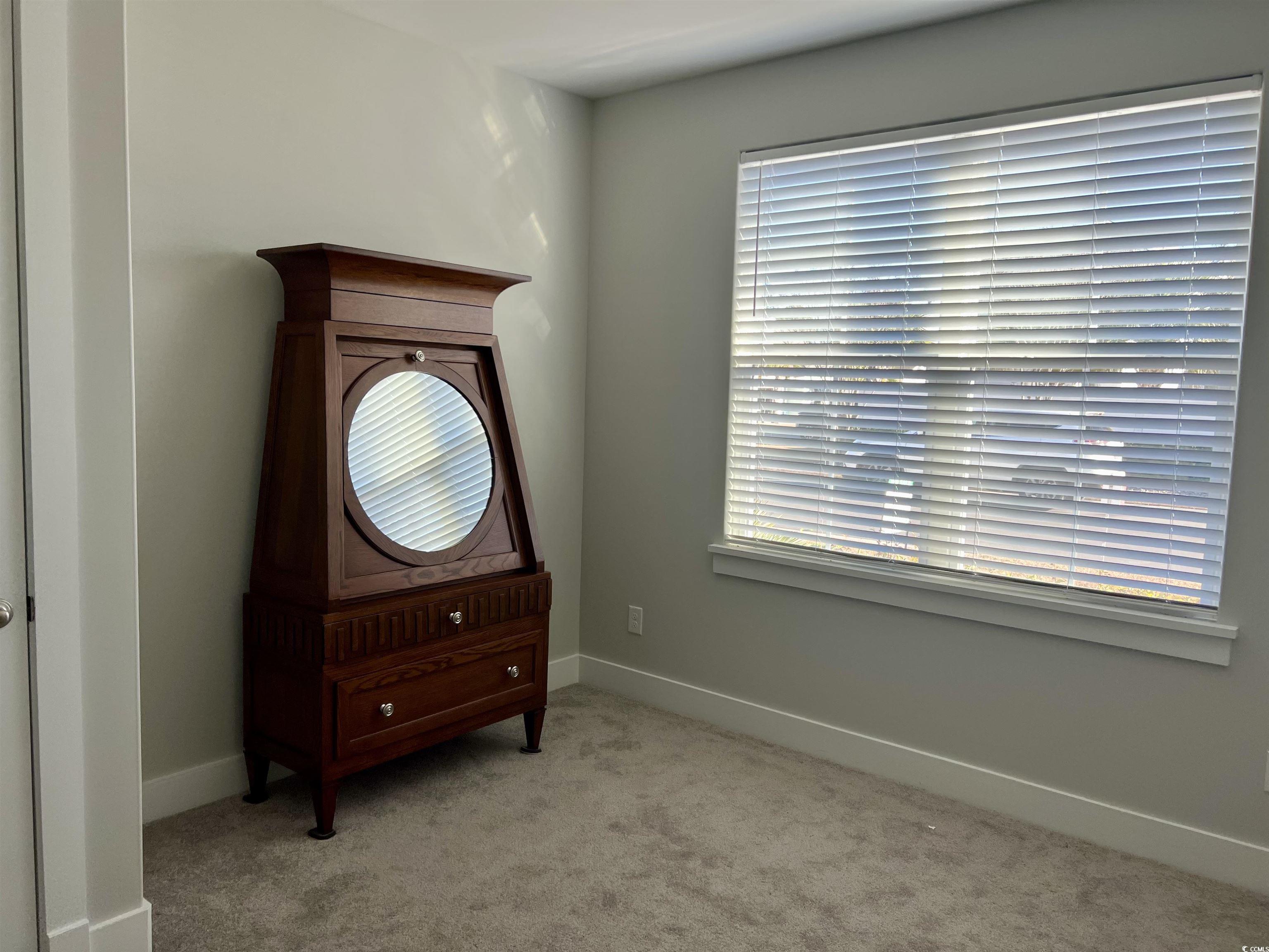 1558 Harbour Place Dr.