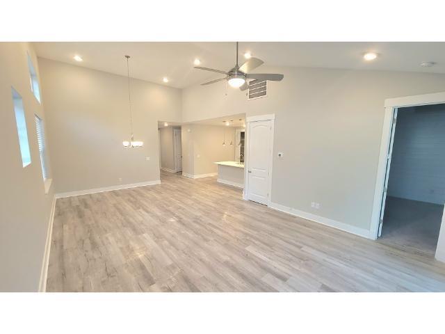 1558 Harbour Place Dr.