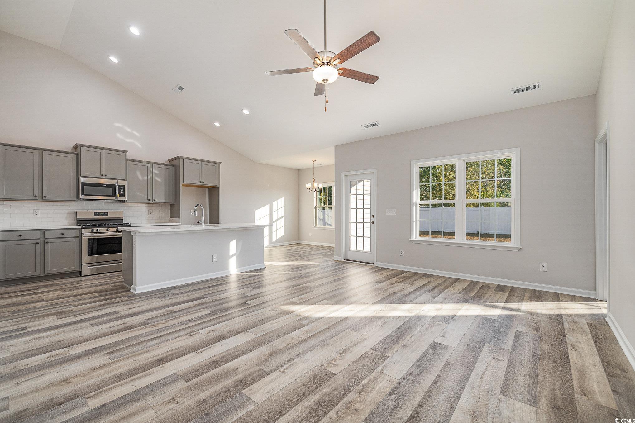 606 Lightwood Dr.