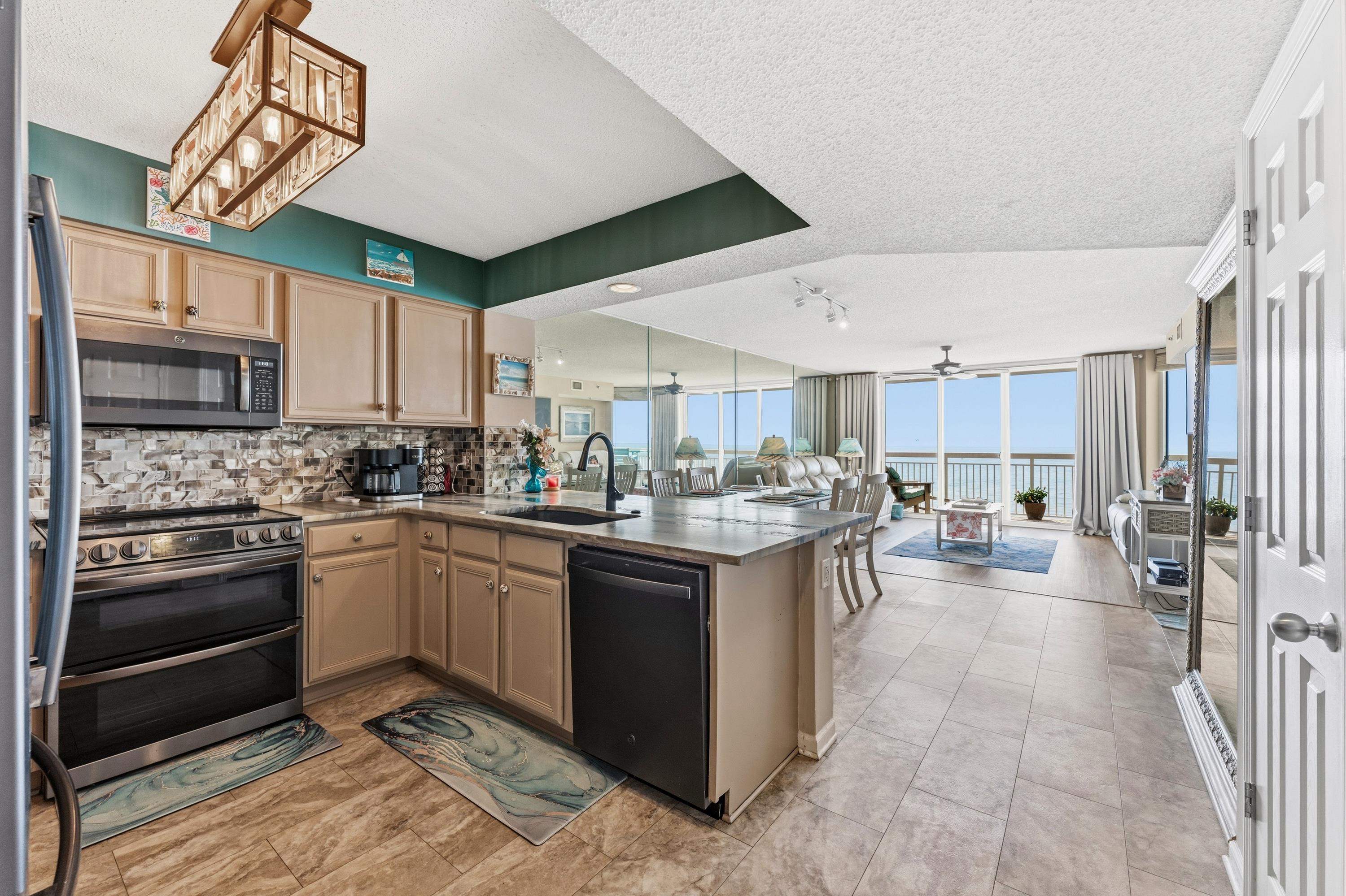 1625 S Ocean Blvd. 1404