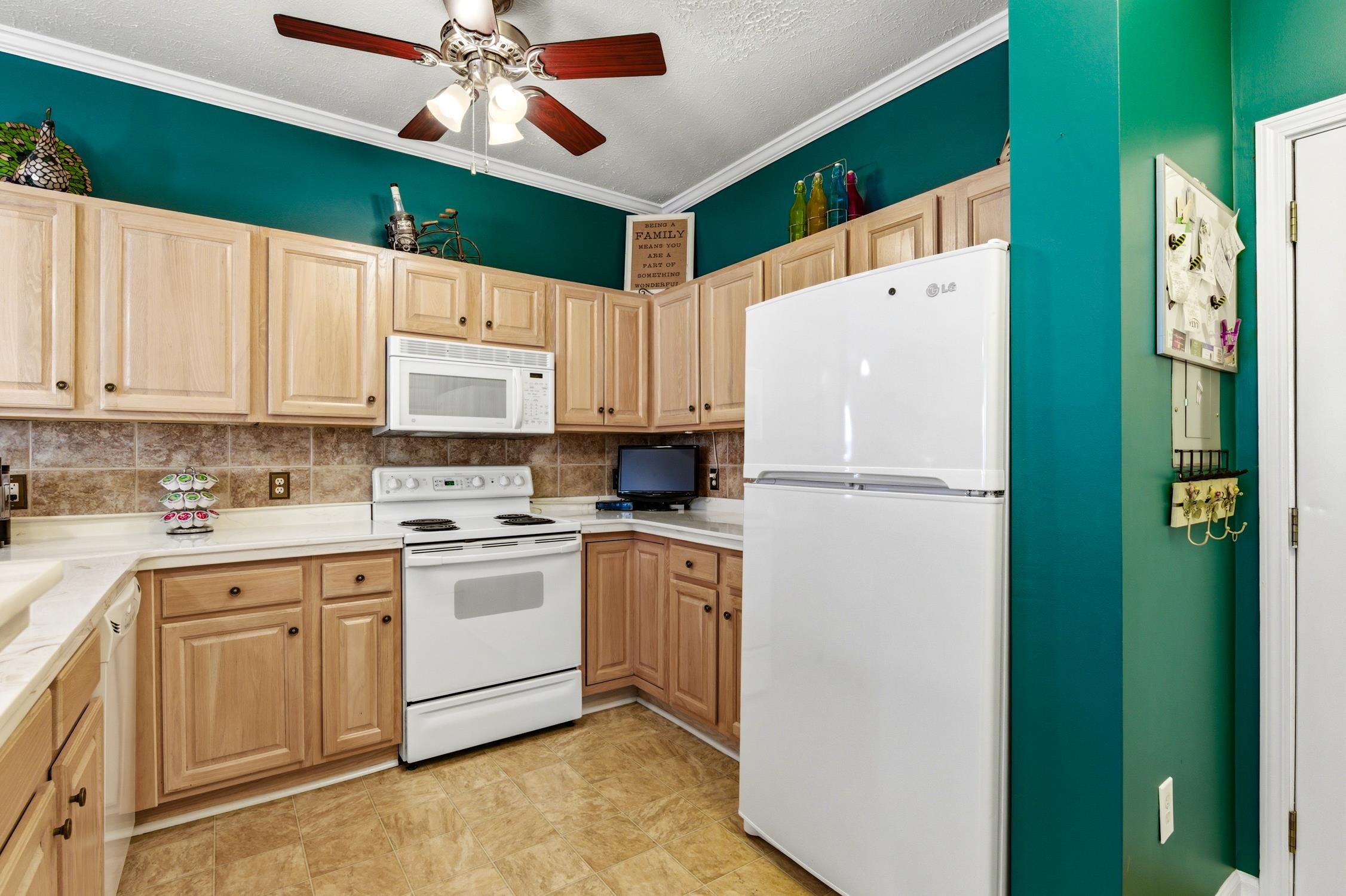 901 West Port Dr. 301