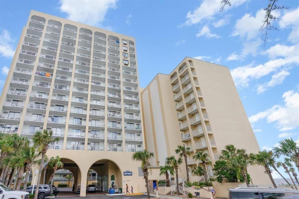 Photo of 1207 S Ocean Blvd #20505, Myrtle Beach, SC 29577 (MLS # 2615924)