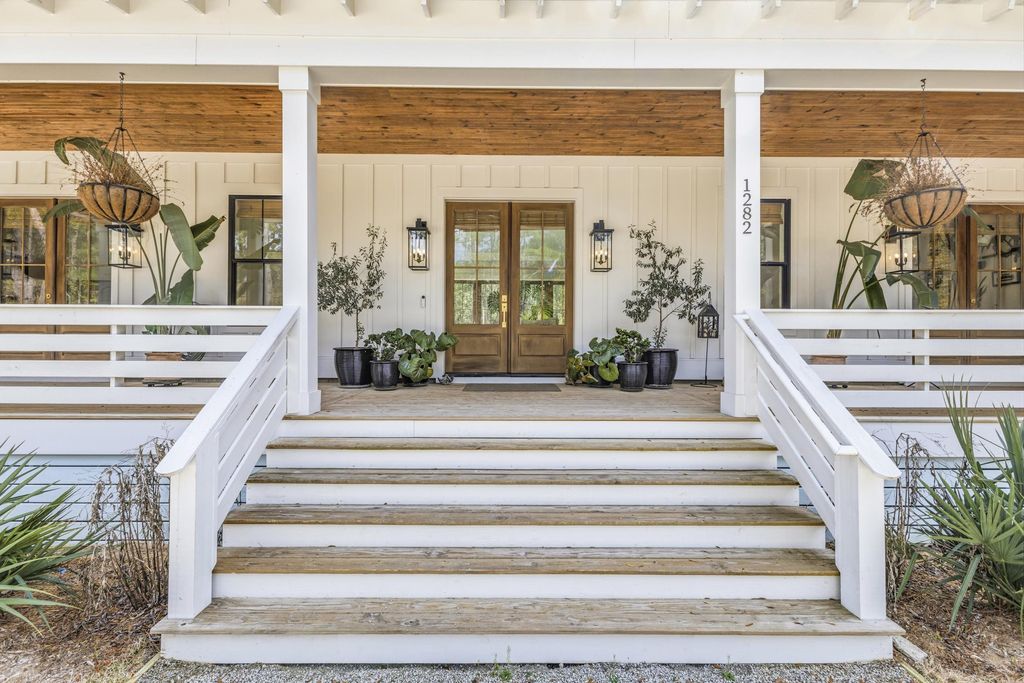 Photo of 1282 Kings River Rd, Pawleys Island, SC 29585 (MLS # 2606169)