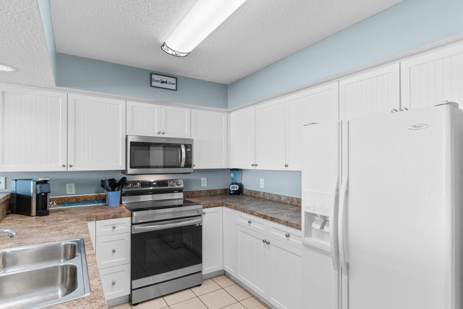 5700 N Ocean Blvd. 809