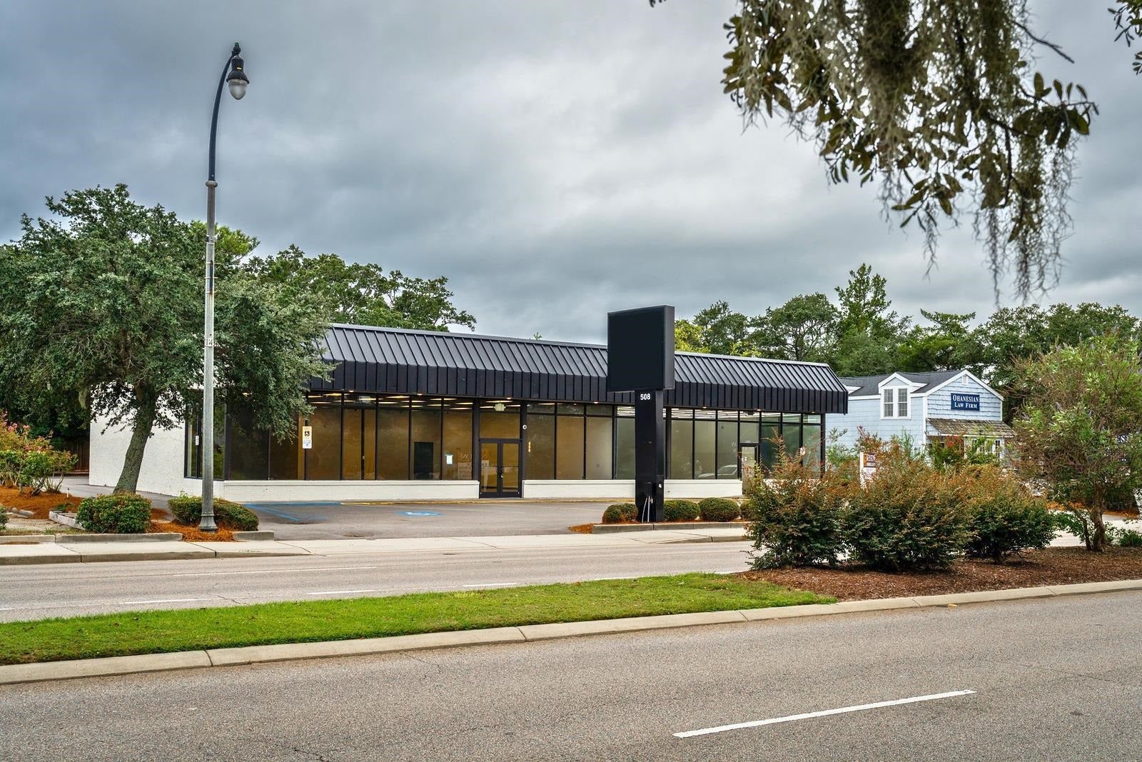 508 North Kings Hwy.