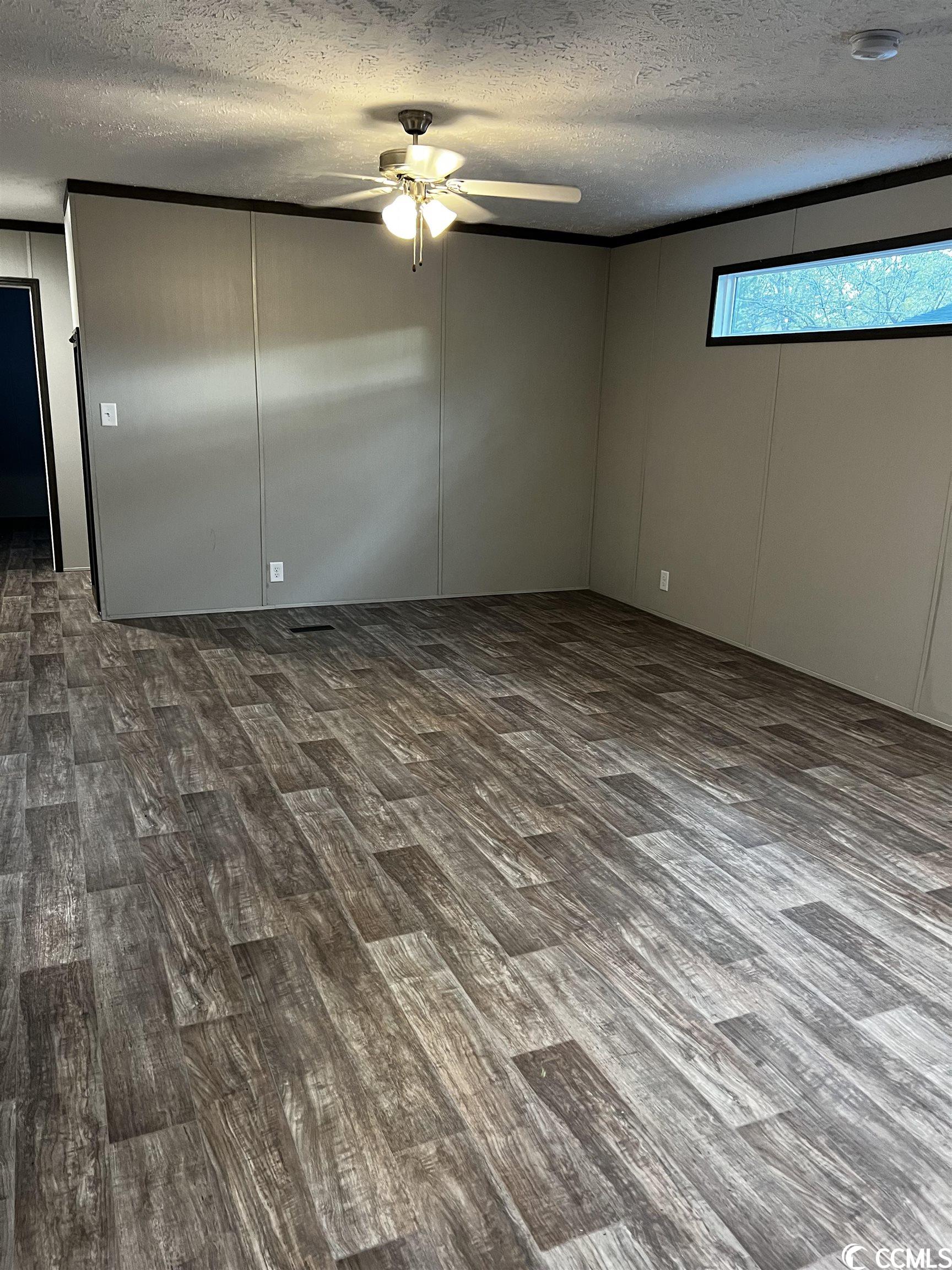 Photo 15 of 29 of 2716 Sagittarius Dr. mobile home