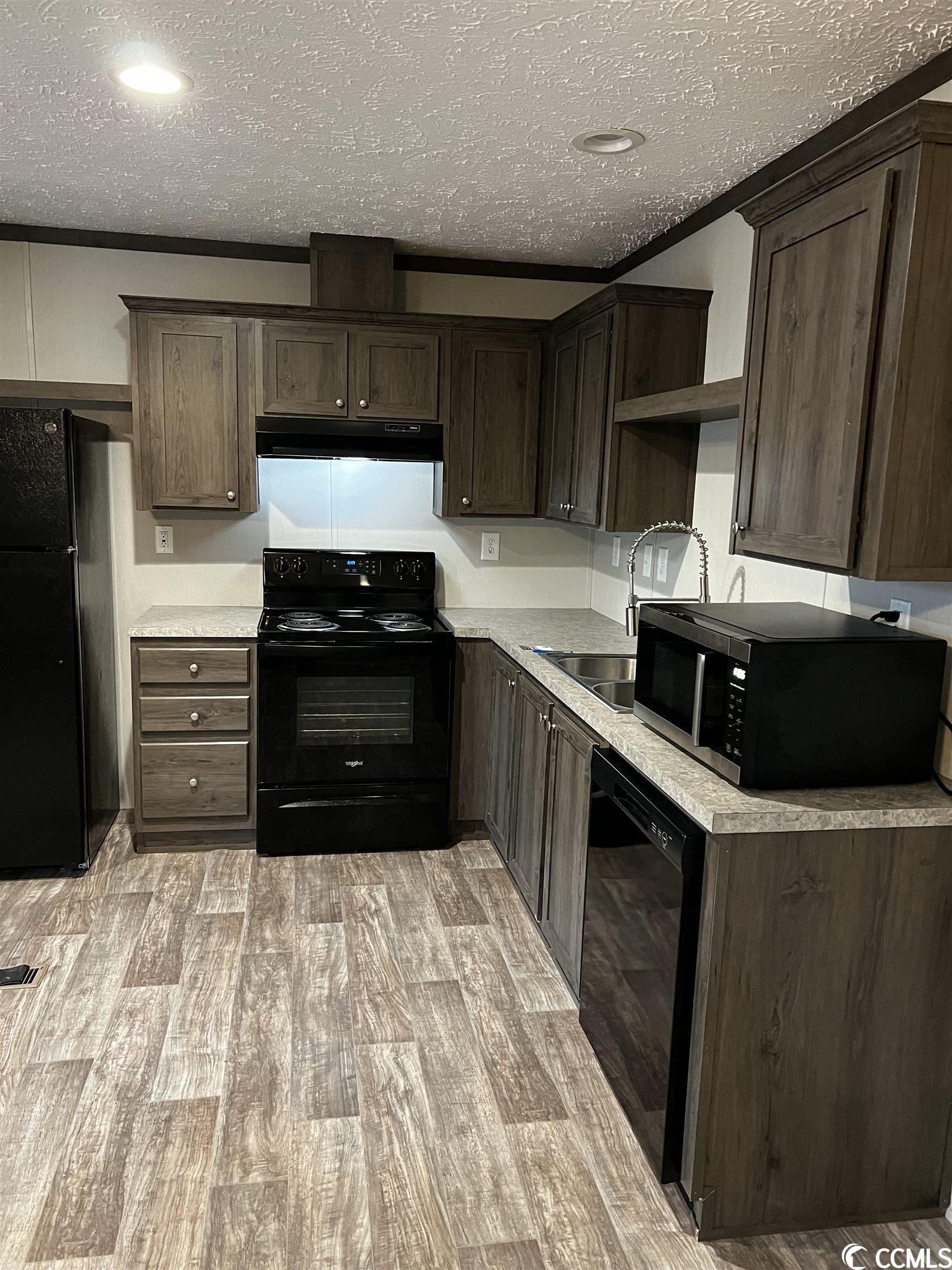 Photo 14 of 29 of 2716 Sagittarius Dr. mobile home