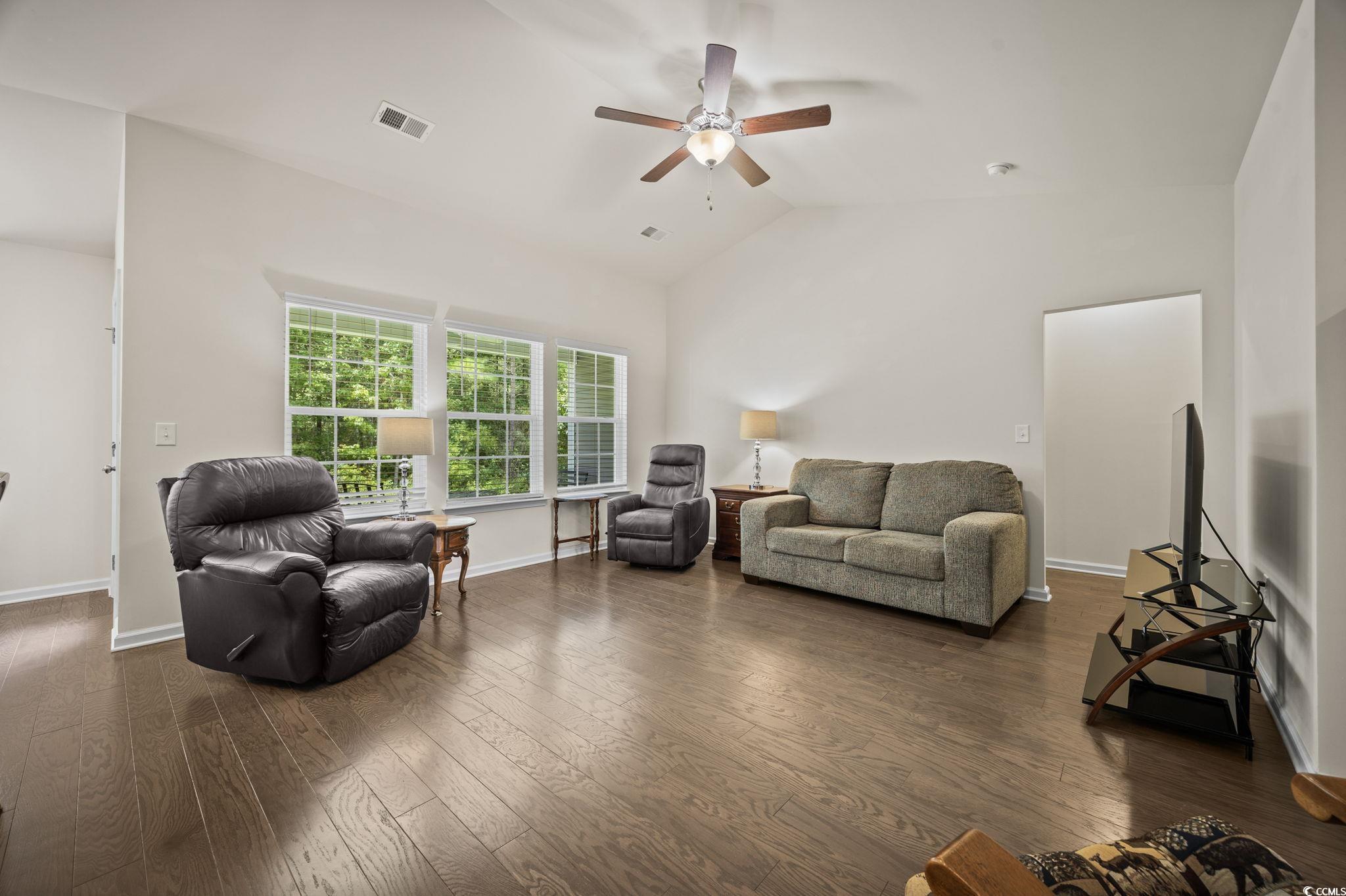 884 Cypress Way