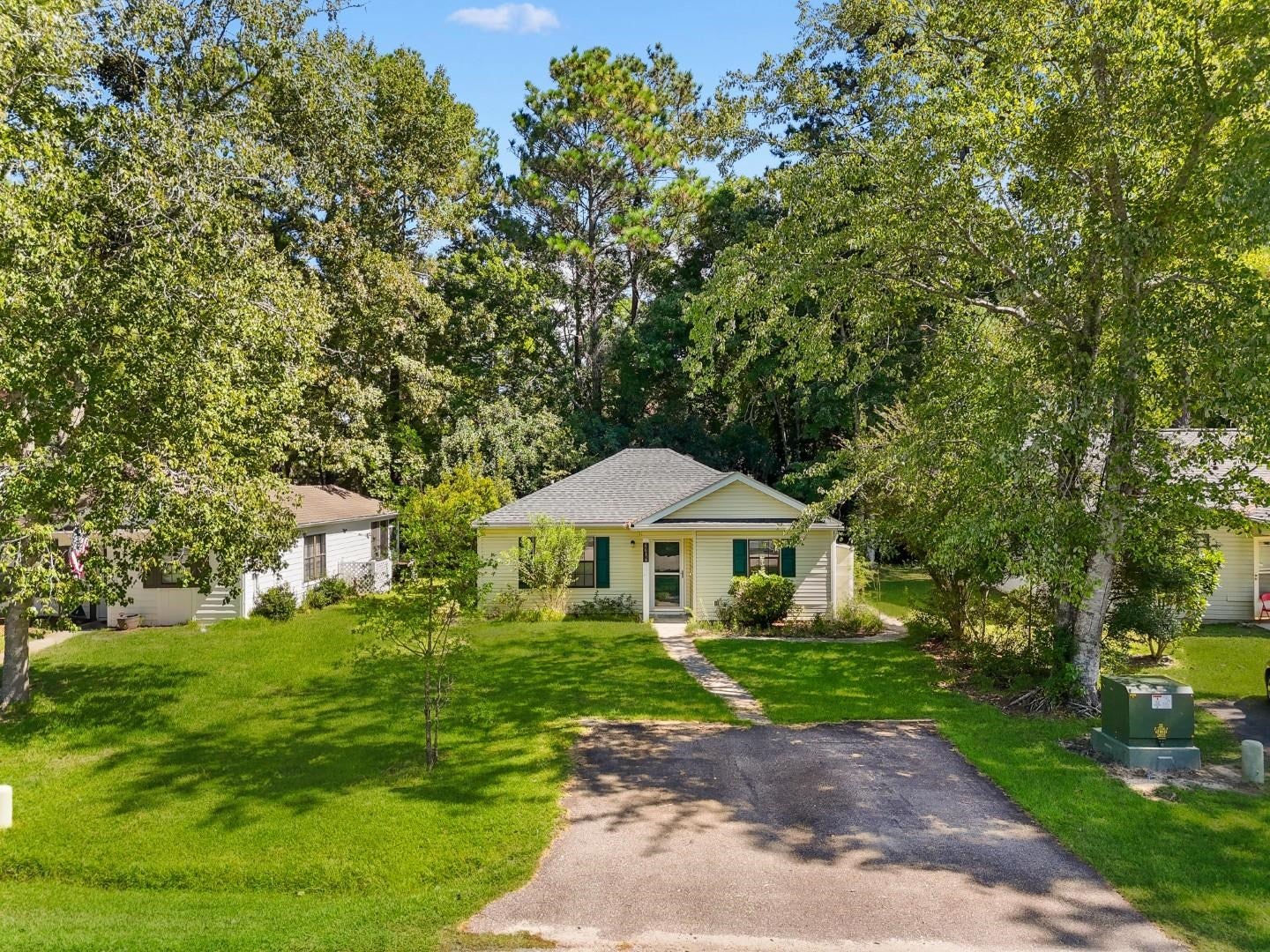6616 Royal Pine Dr.