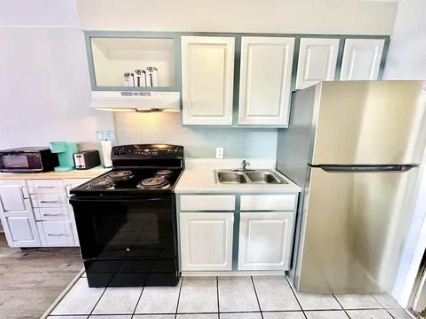 1200 S Ocean Blvd. 51104