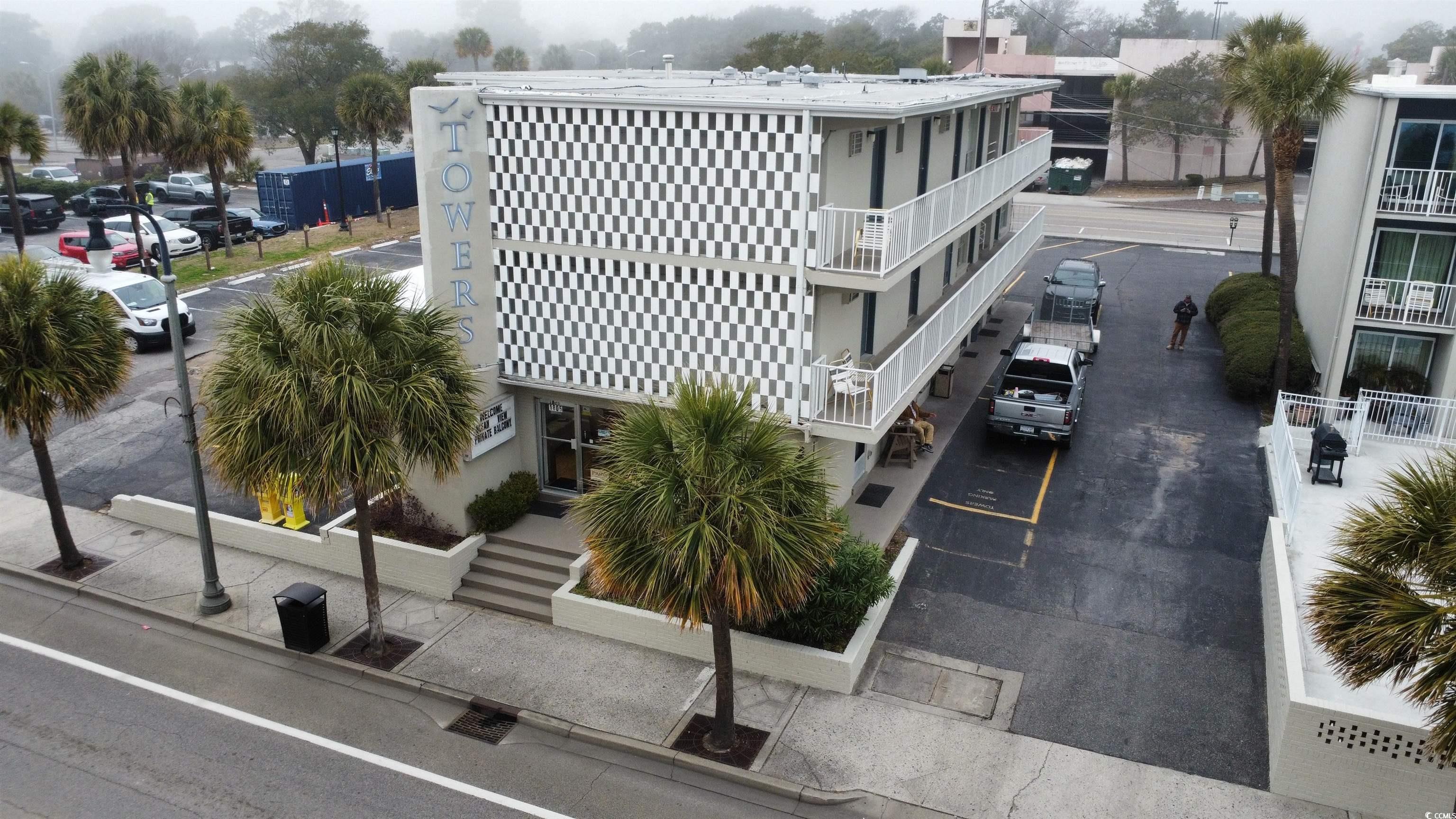 1805 N Ocean Blvd. N