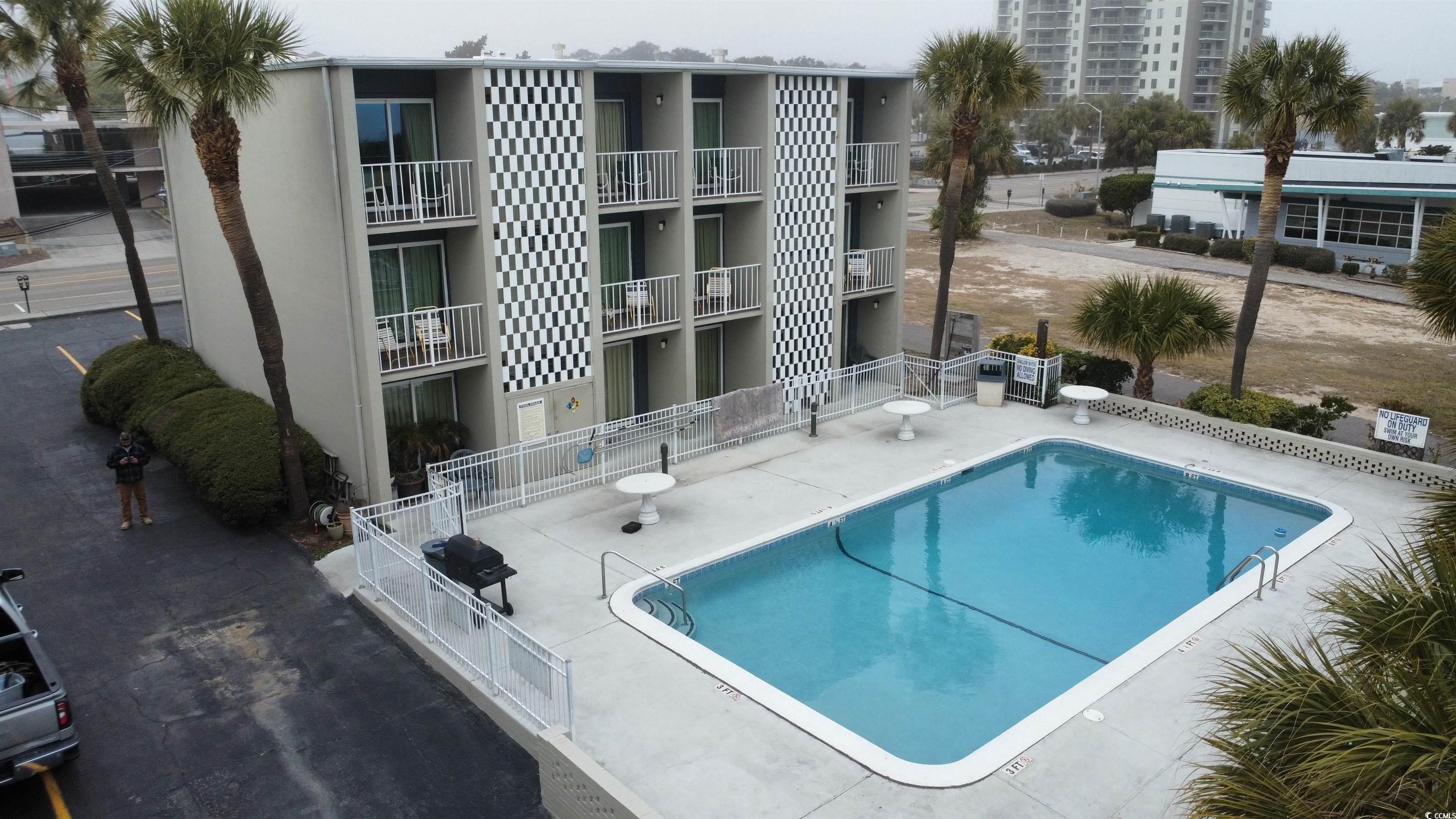 1805 N Ocean Blvd. N