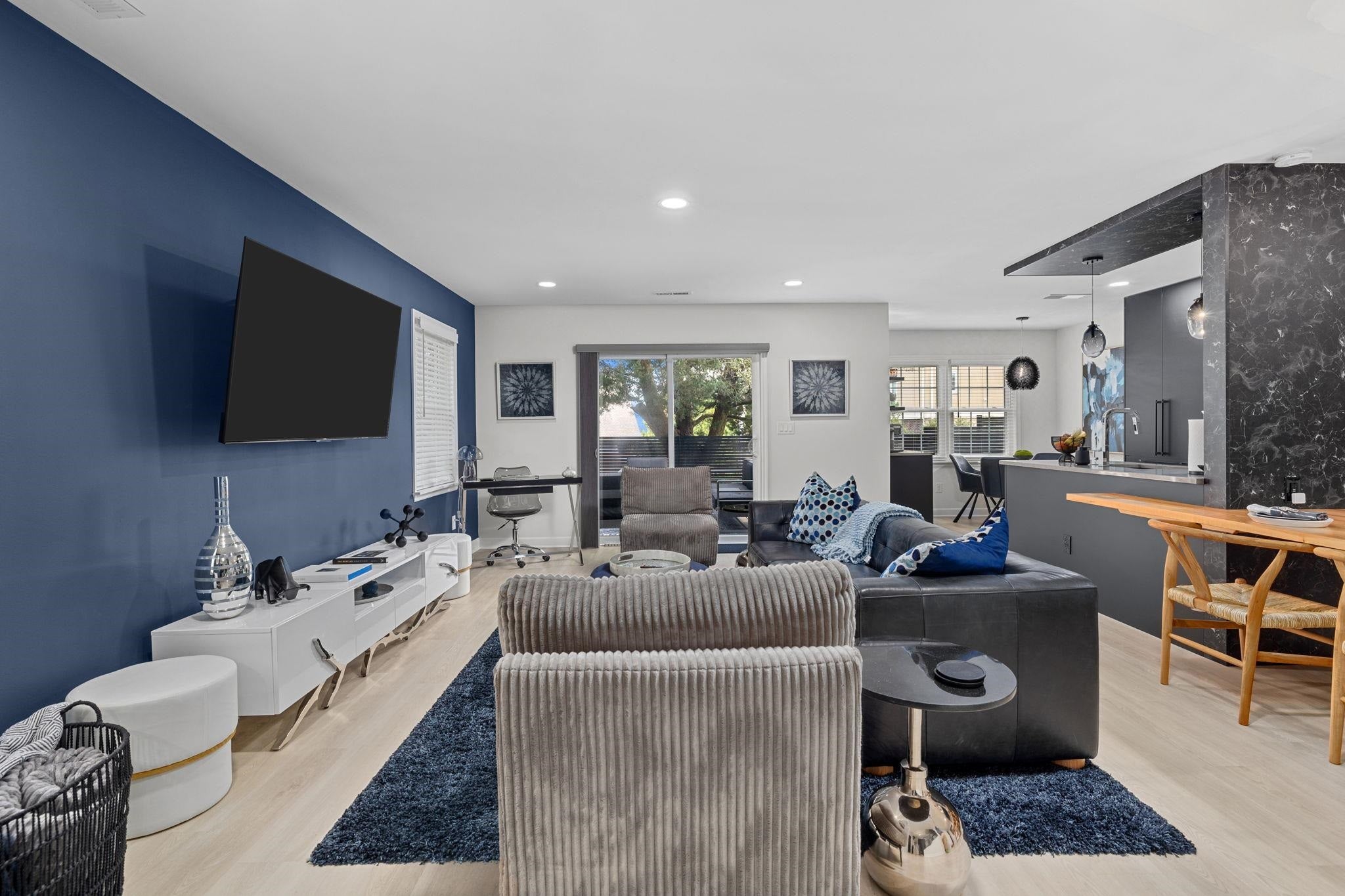 937 Strand Ave.