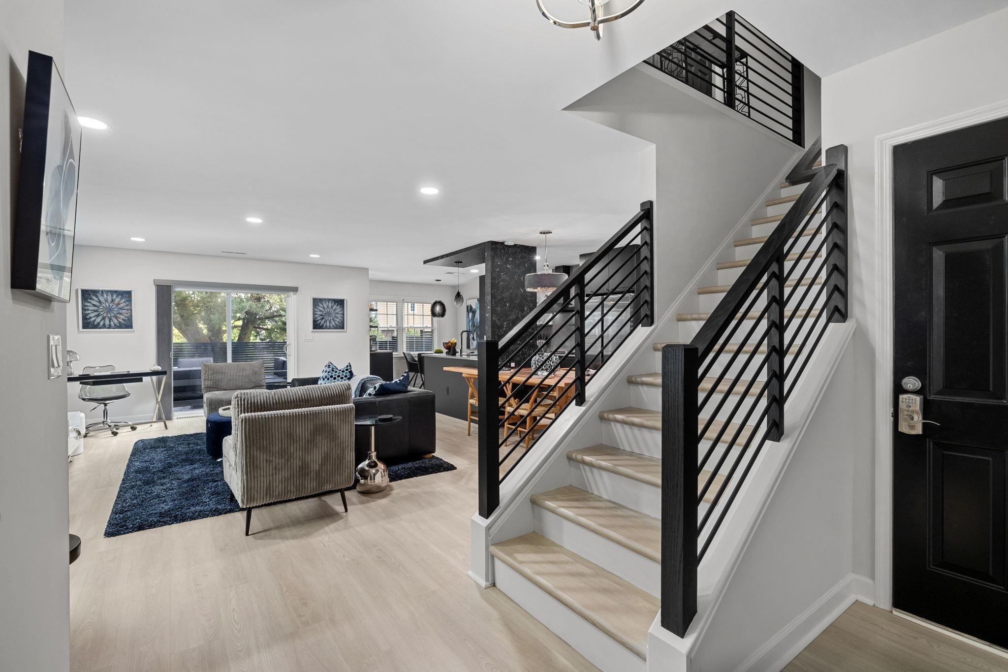 937 Strand Ave.