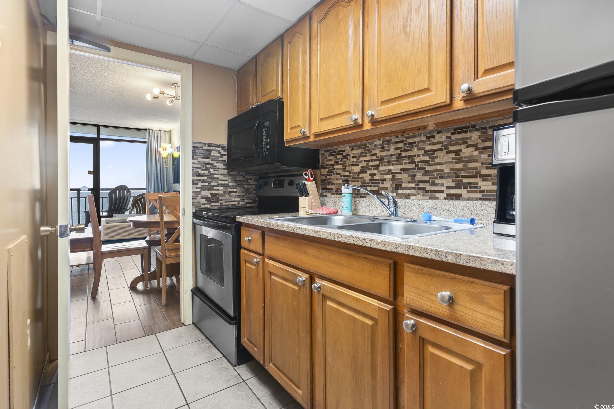 6804 N Ocean Blvd. 829