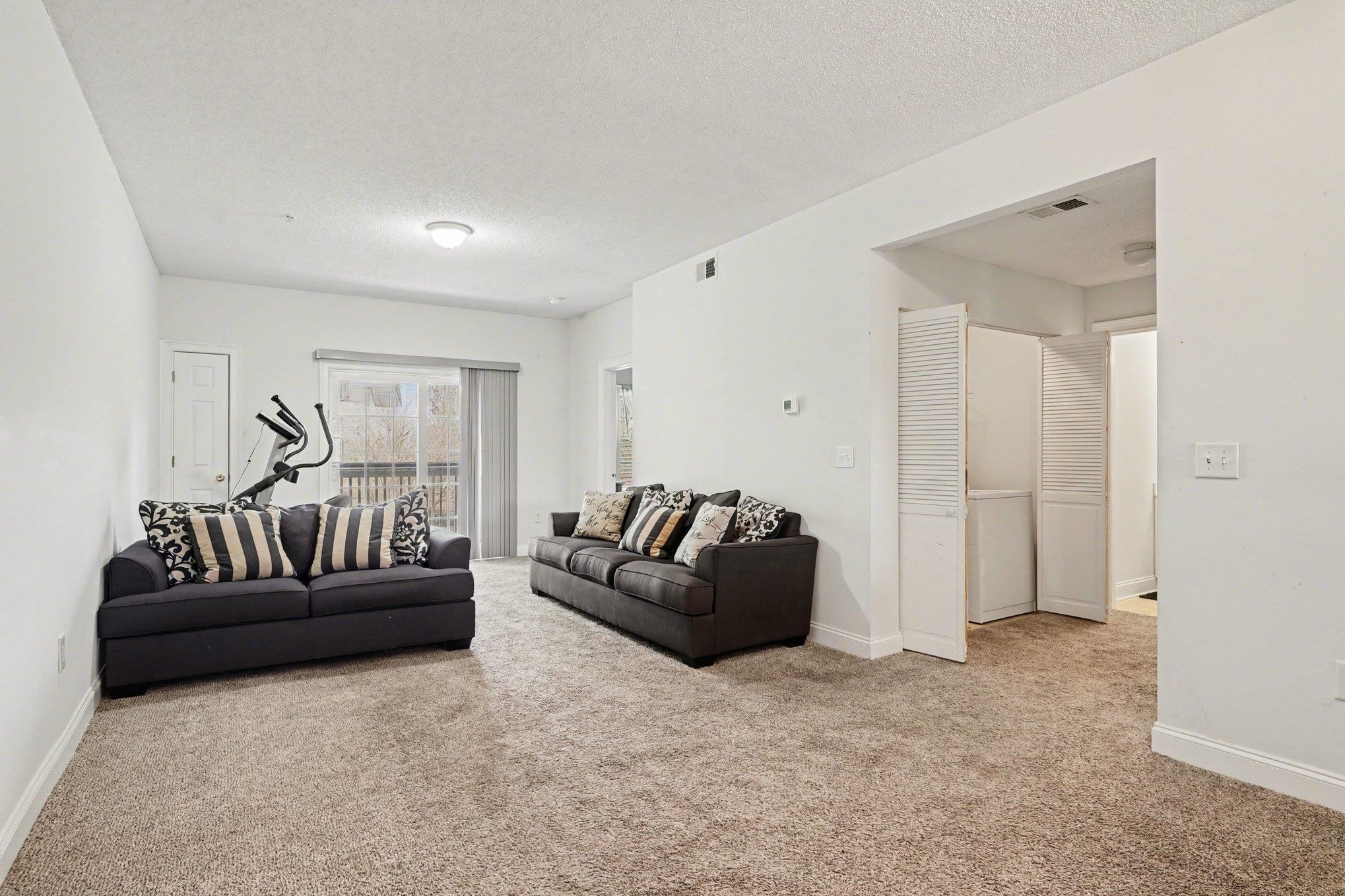 6022 Dick Pond Rd. 206