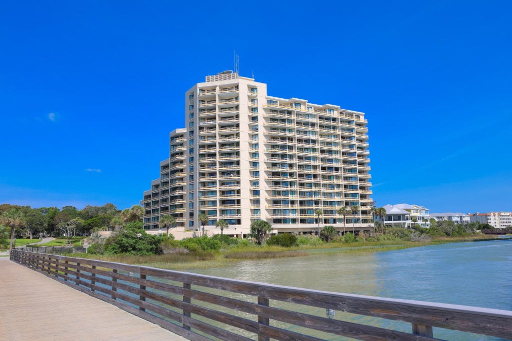 Photo of 100 Ocean Creek Dr #E13, Myrtle Beach, SC 29572 (MLS # 2623101)