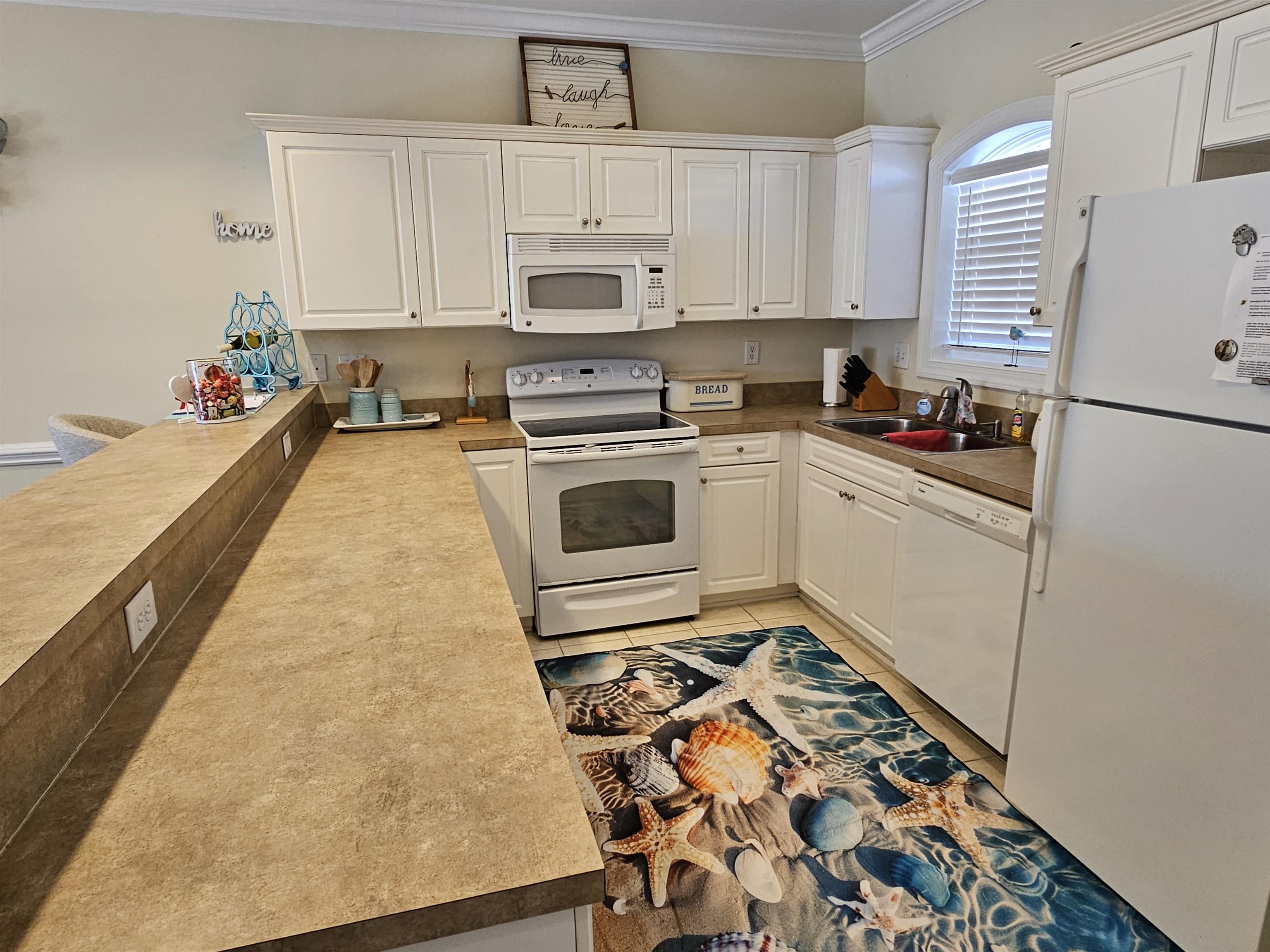 4142 Hibiscus Dr. 20-202