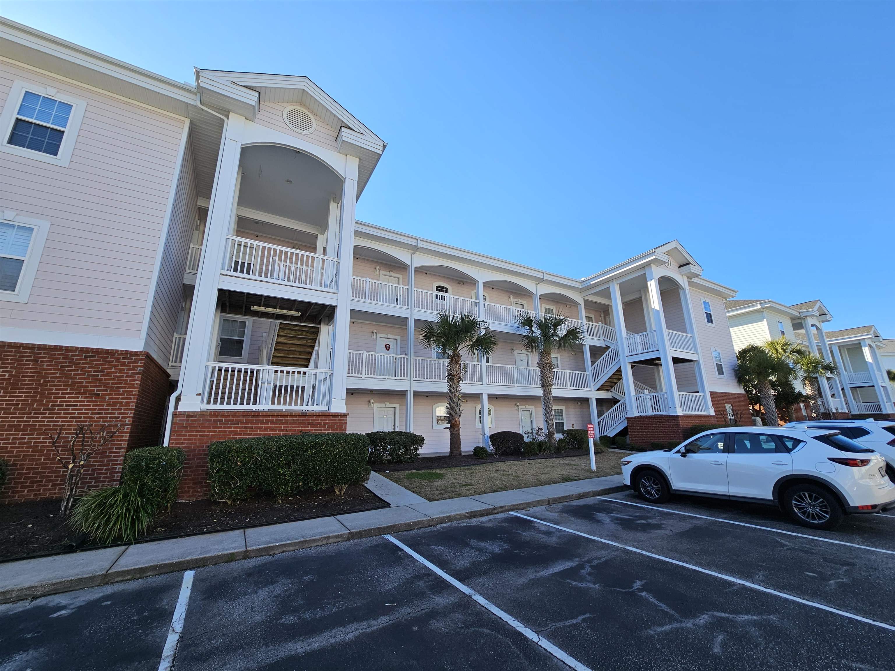 4142 Hibiscus Dr. 20-202