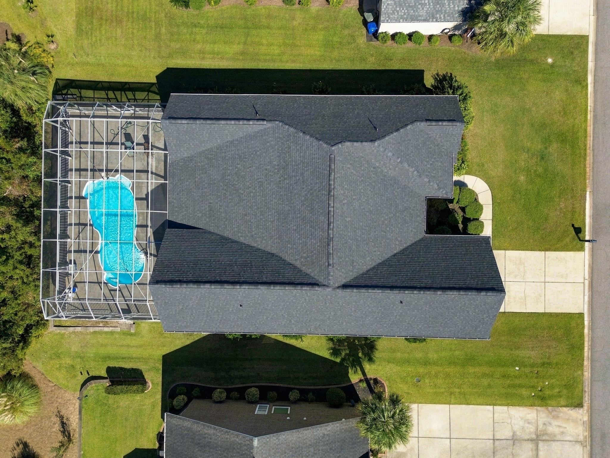 4800 Stonegate Dr.