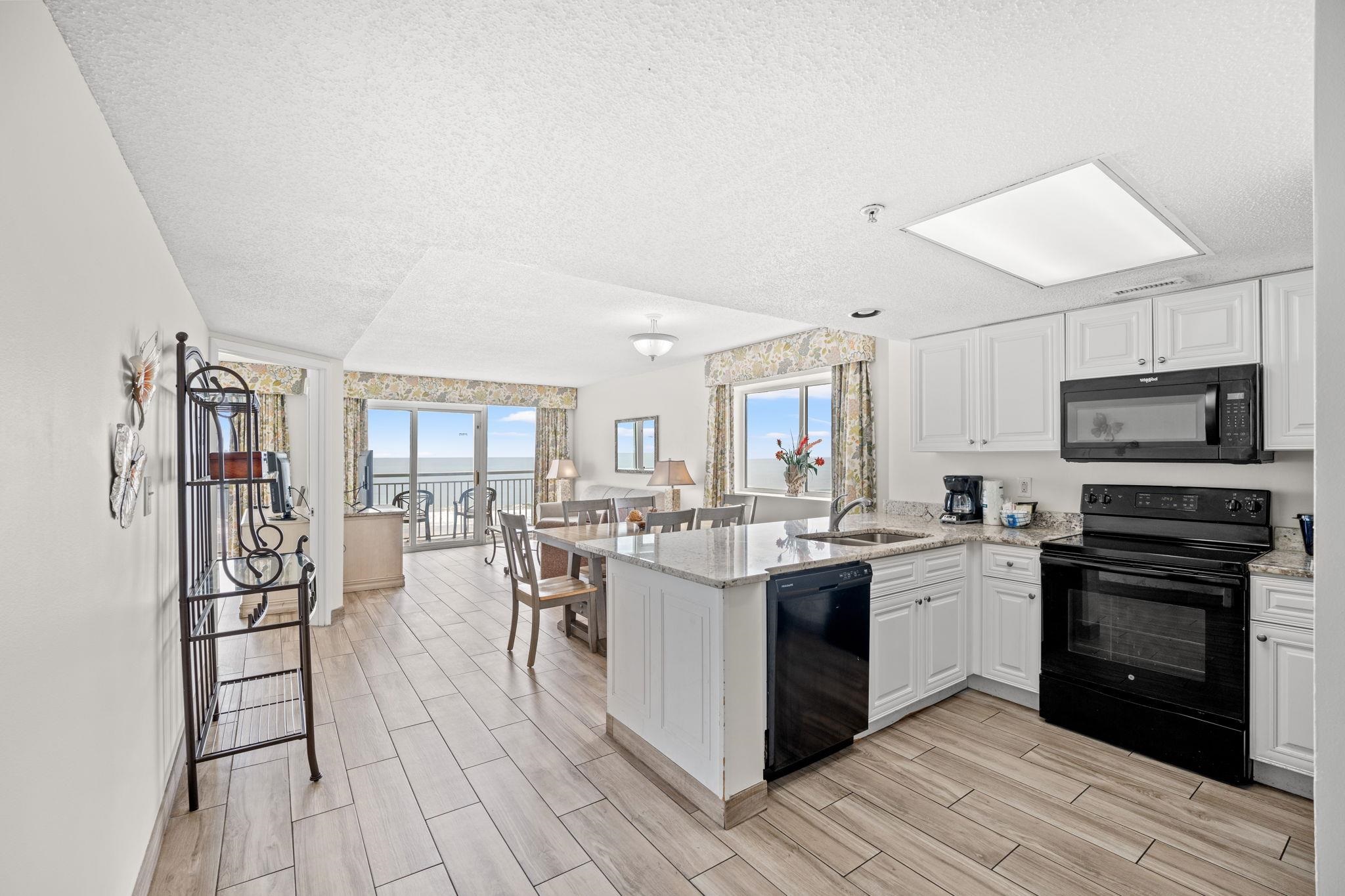 2000 N Ocean Blvd. 401