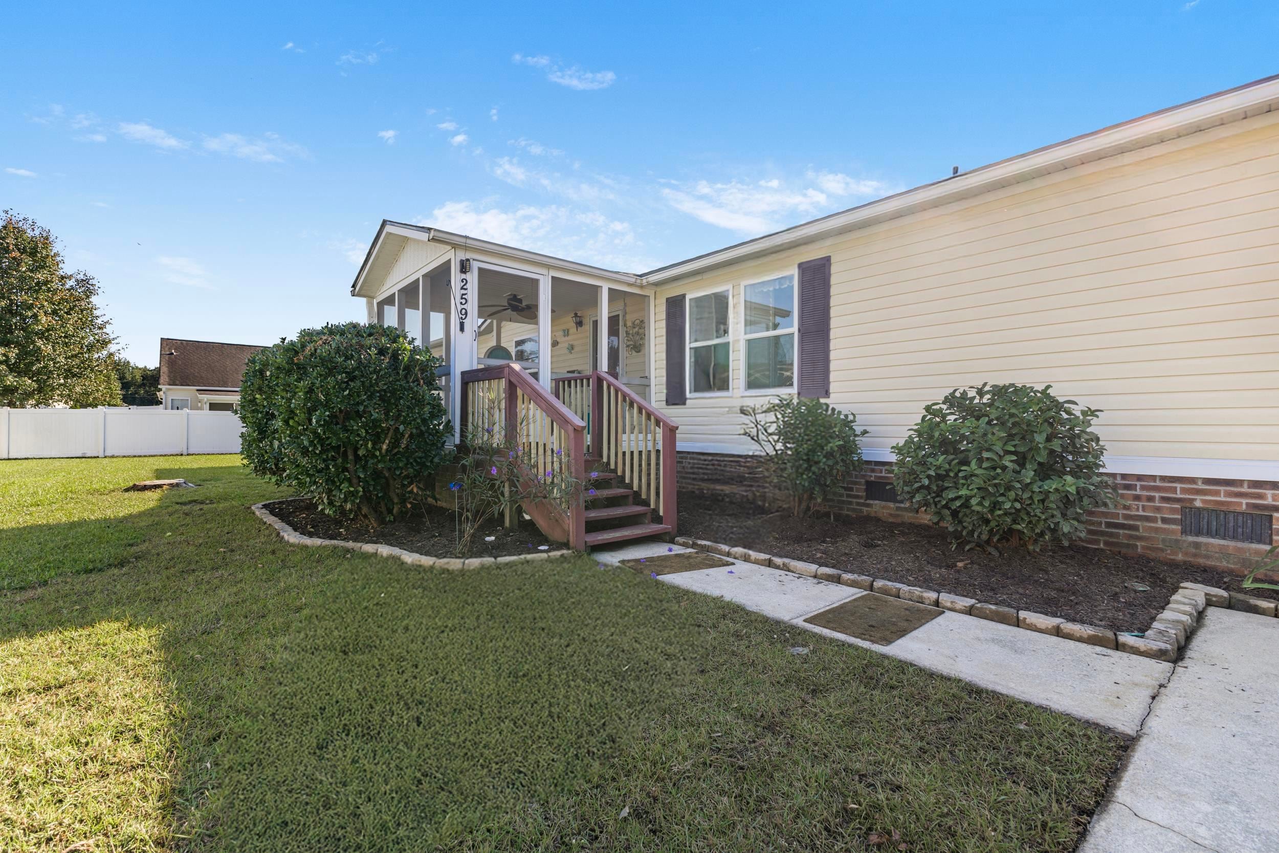 259 Iroquis Trail