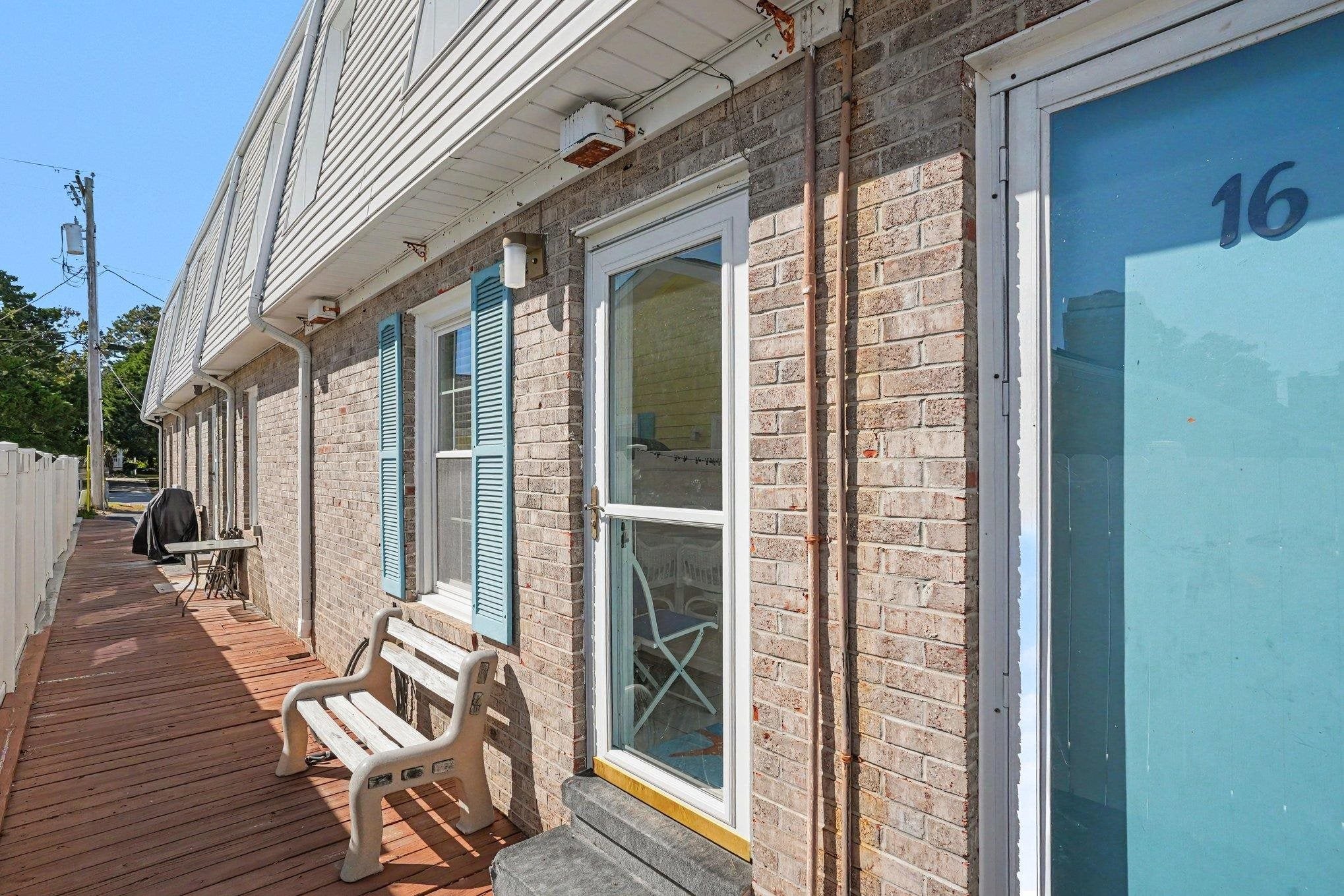 706 28th Ave. S 17
