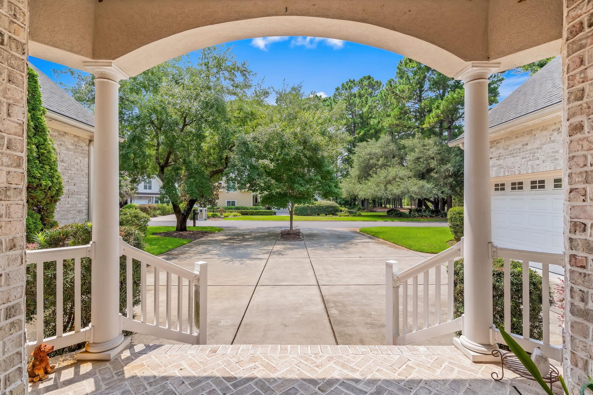 25 Fairway Ln.
