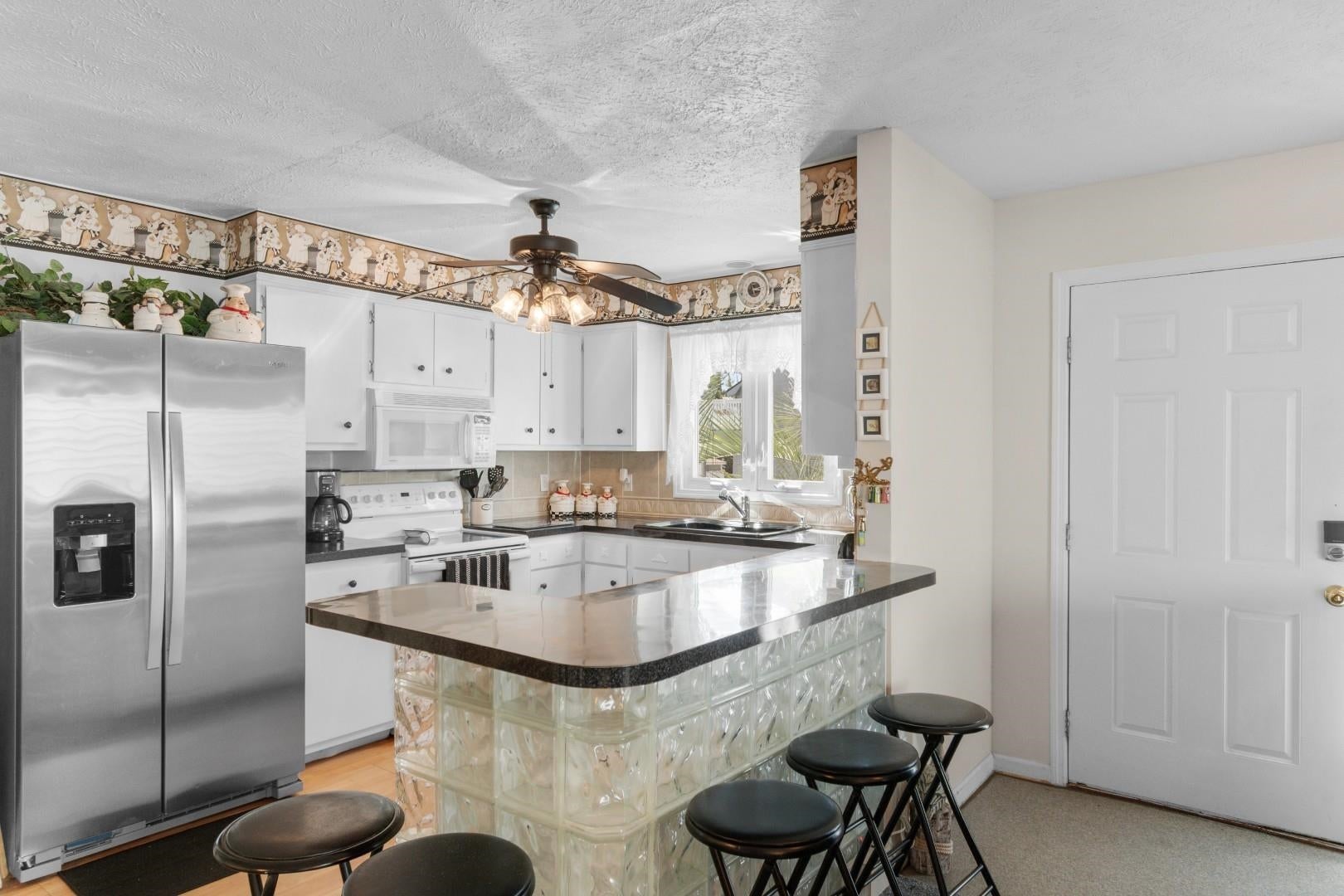 2707 Hillside Dr. S