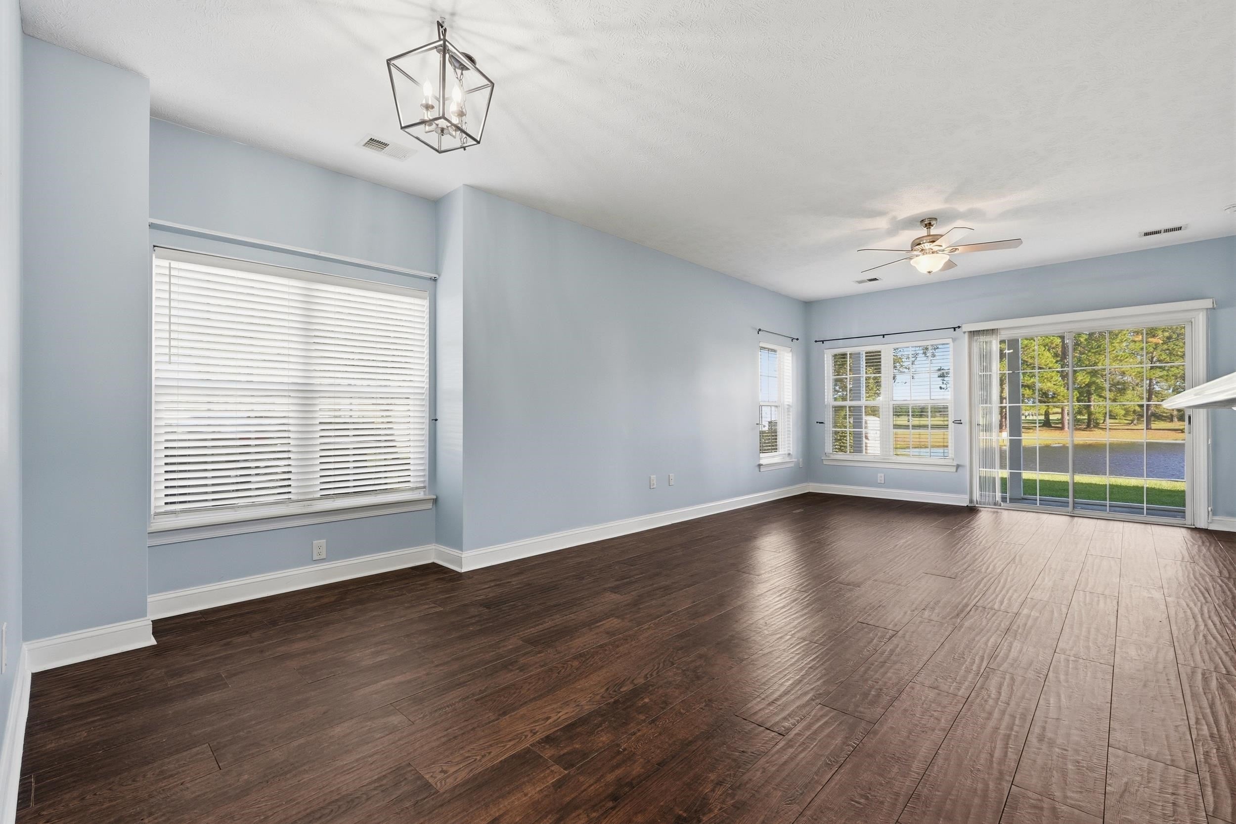 5090 Windsor Green Way 101