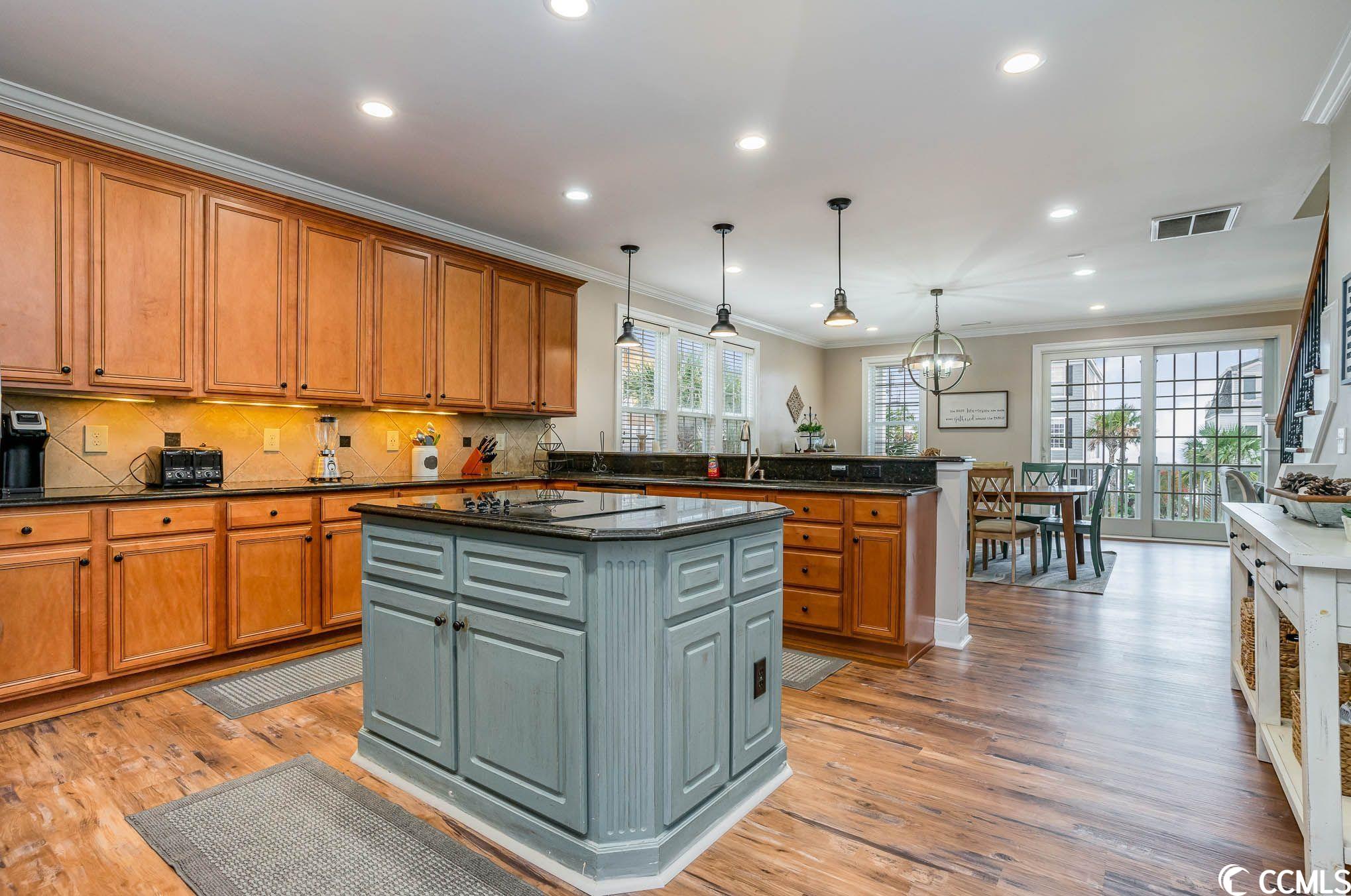Photo 2 of 40 of 540 S Waccamaw Dr. house