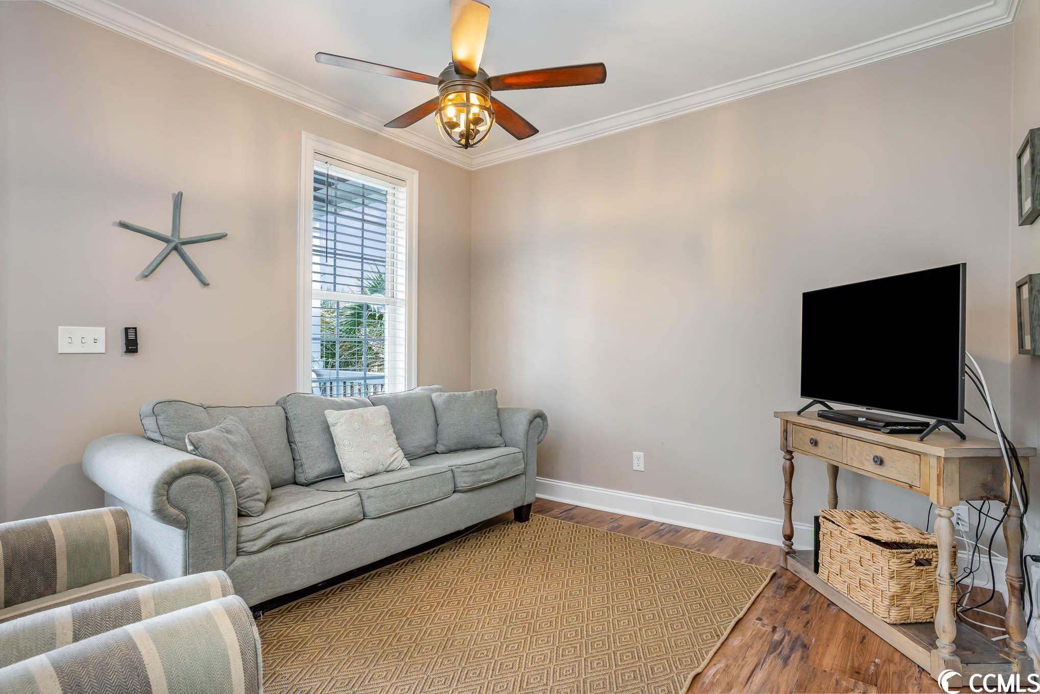 Photo 5 of 40 of 540 S Waccamaw Dr. house
