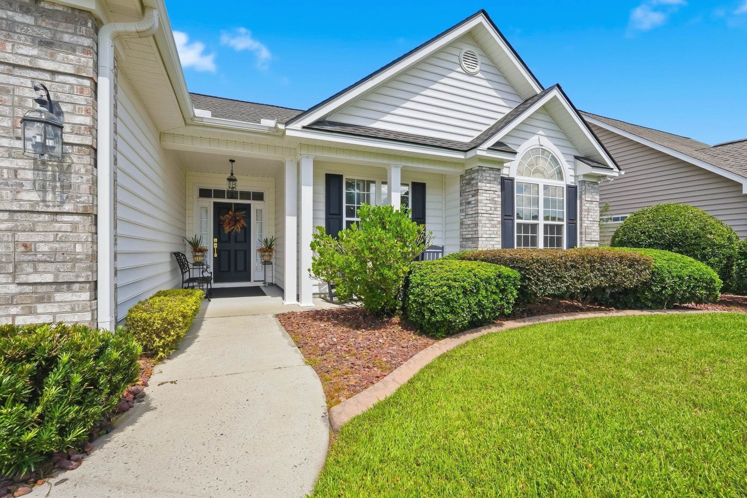 241 Wedgefield Dr.