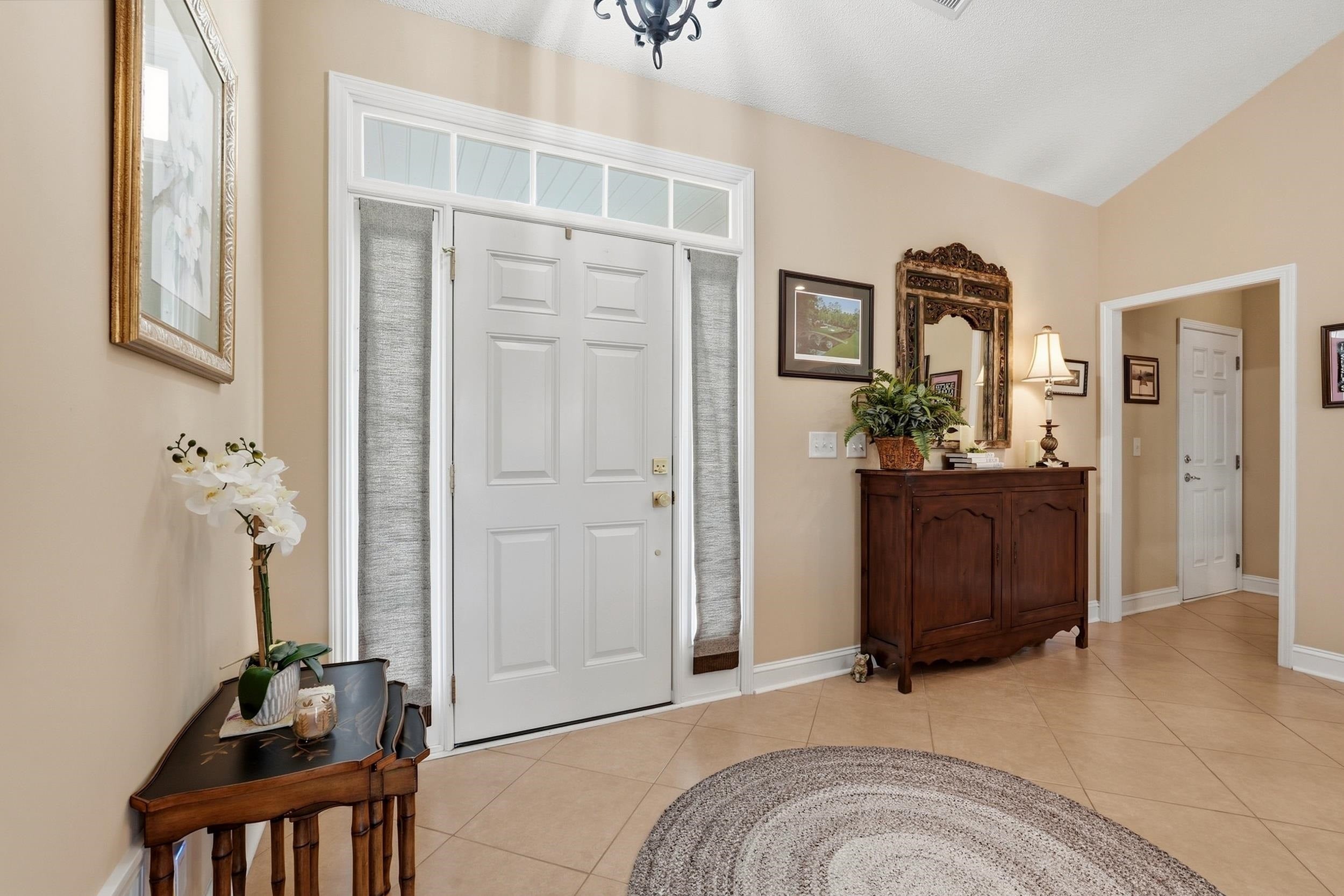 241 Wedgefield Dr.