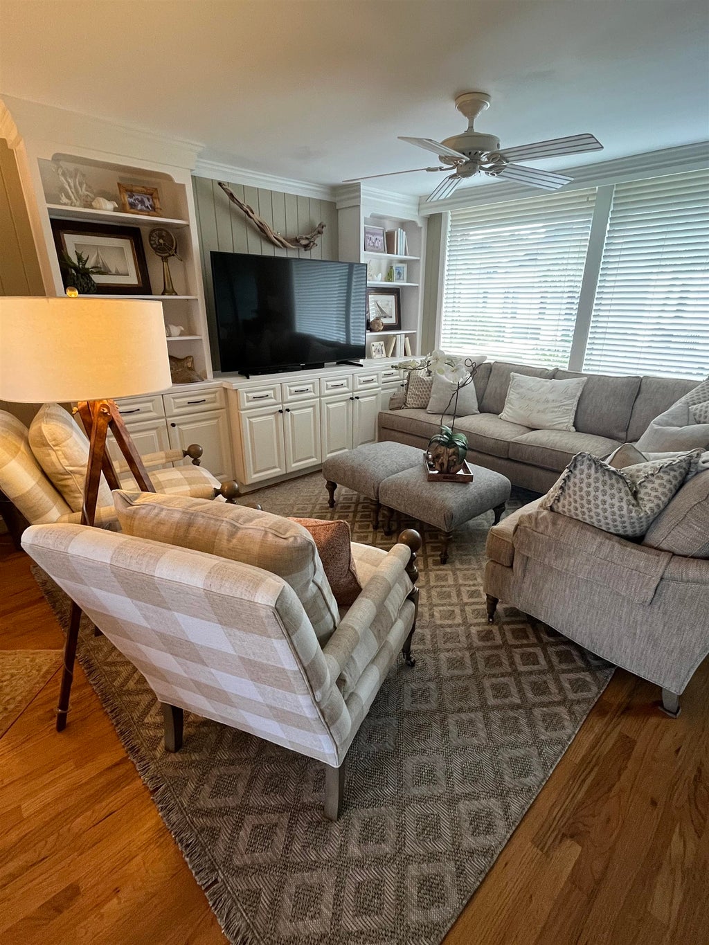 Photo of 103 Inlet Point Dr, Pawleys Island, SC 29585 (MLS # 2617653)