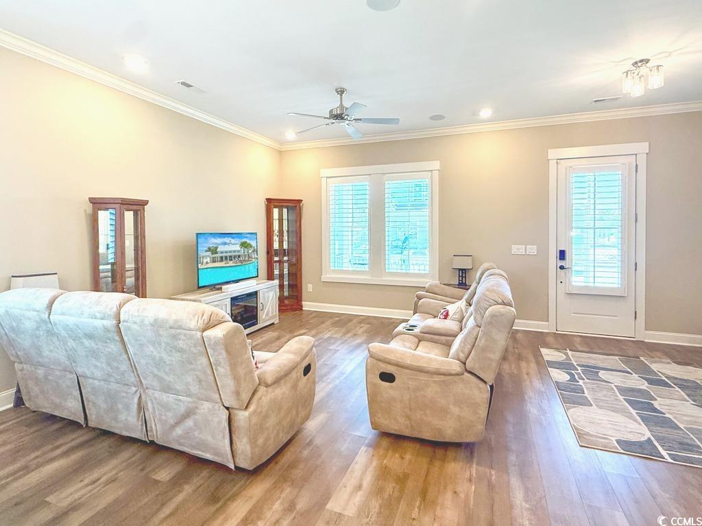 8155 Living Tide Dr.